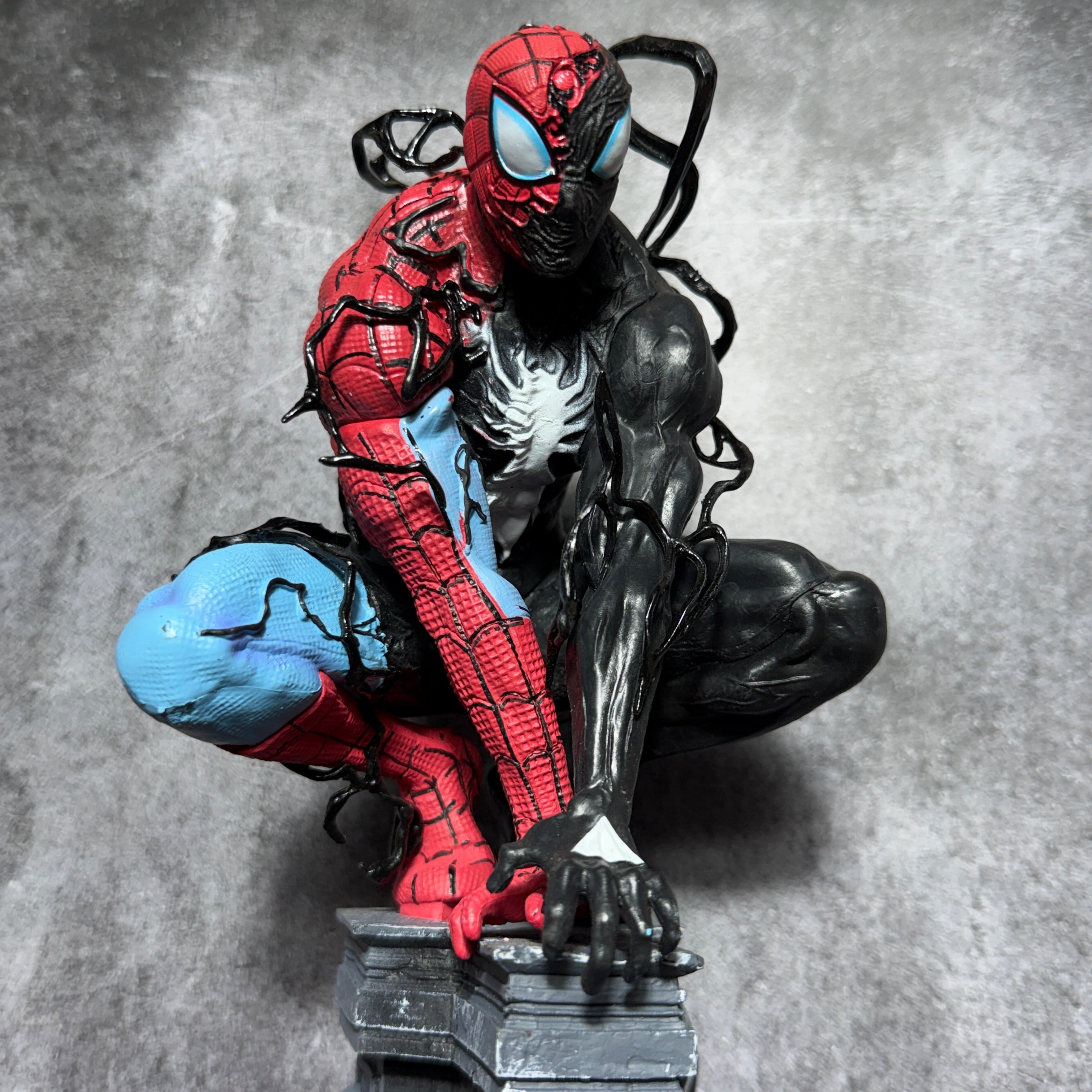 Marvel Symbiotic Spider-Man x Venom With Led Lighting Premium PVC Anime Action figure [38 cm] || MARVEL