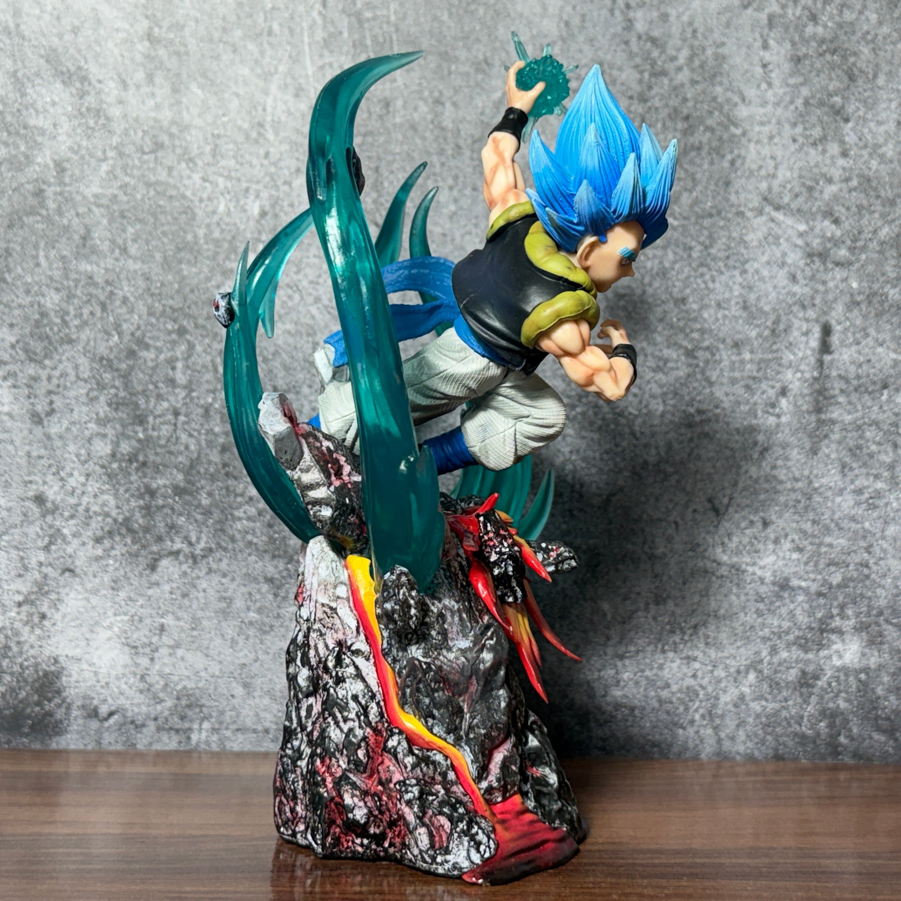 Dragon Ball Super Saiyan Blue Gogeta Limited Edition Action Figure PVC [ 20 CM ] || DRAGON BALL Z