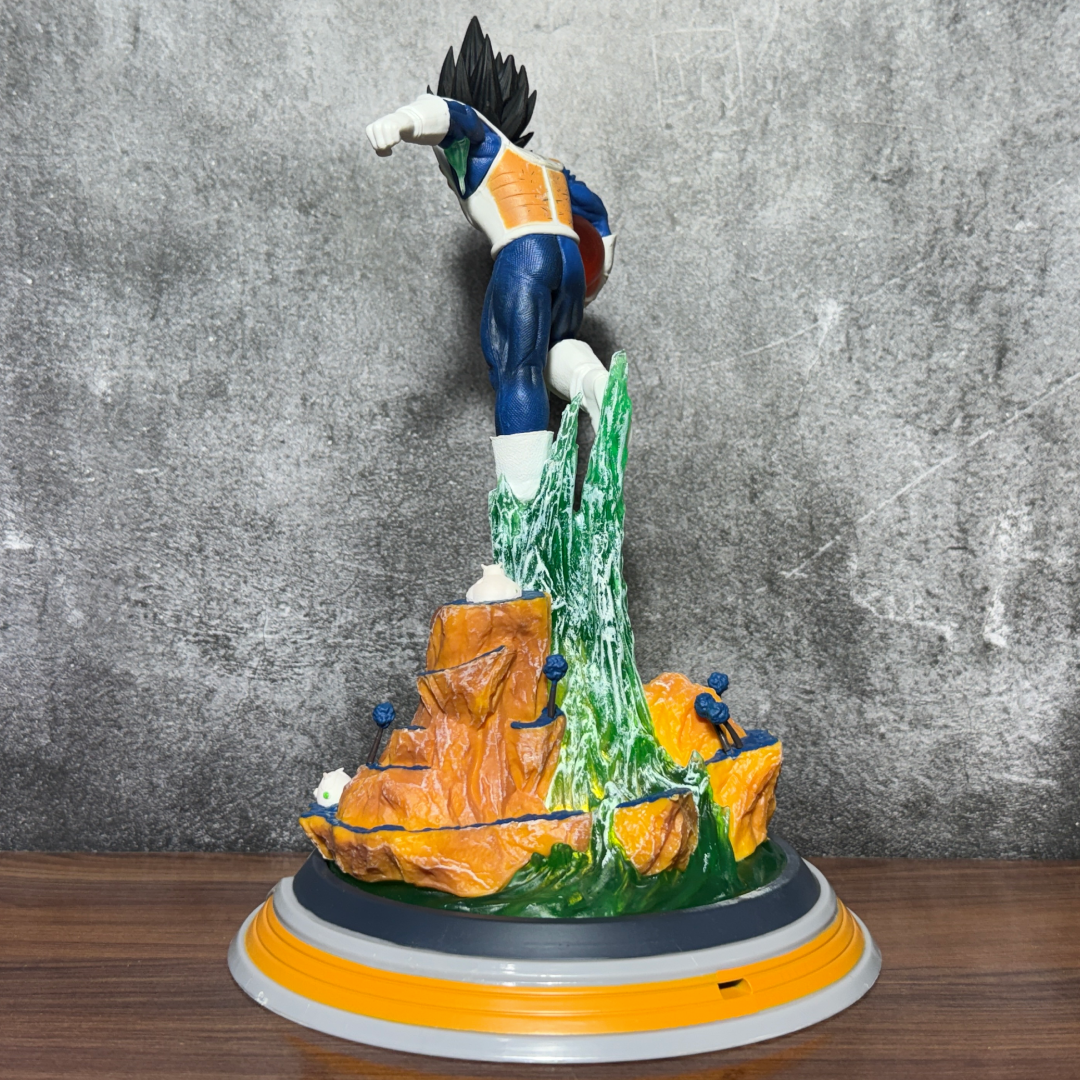 Dragon Ball Vegeta Namek Saga With LED Base Battle Attack Form Action Figure PVC [ 25 CM ] || DRAGON BALL Z