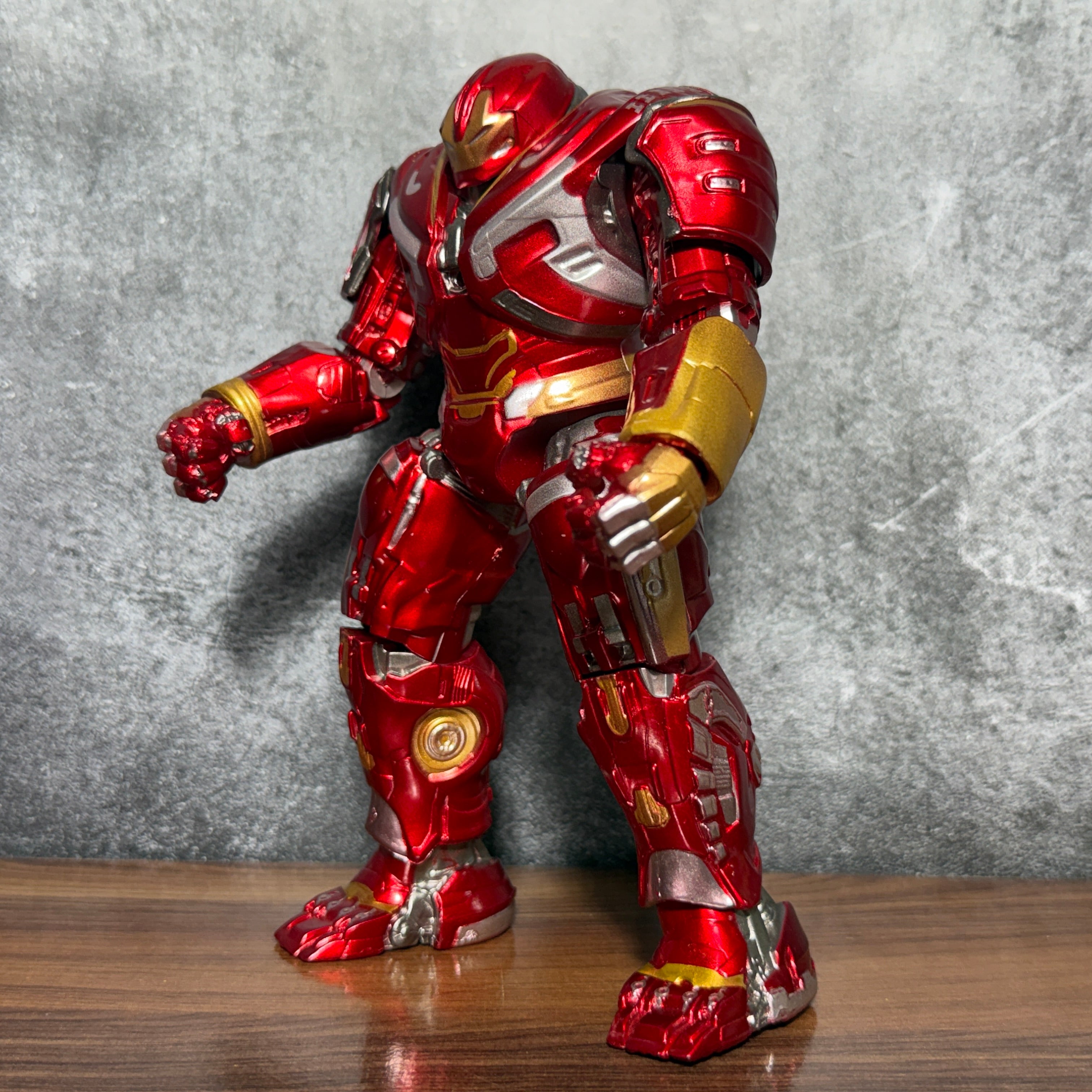 Marvel Avengers Hulkbuster With Movable Action Figure PVC [ 19 CM ] || MARVEL