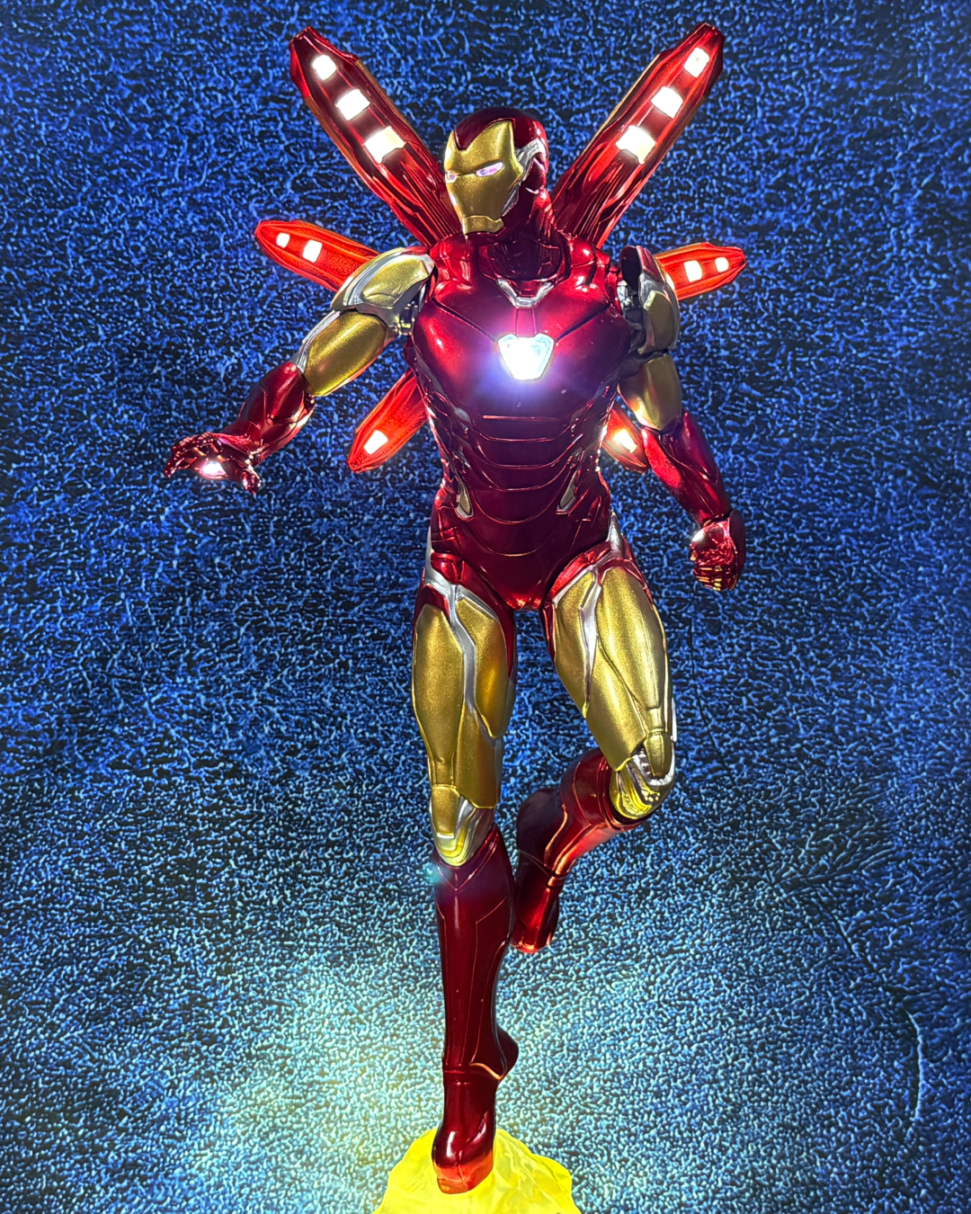 Iron Man Mark 85 Battle LED Light-Up || Avengers: Endgame Premium Collectible Limited Edition Action Figure PVC [ 45 CM ] || MARVEL