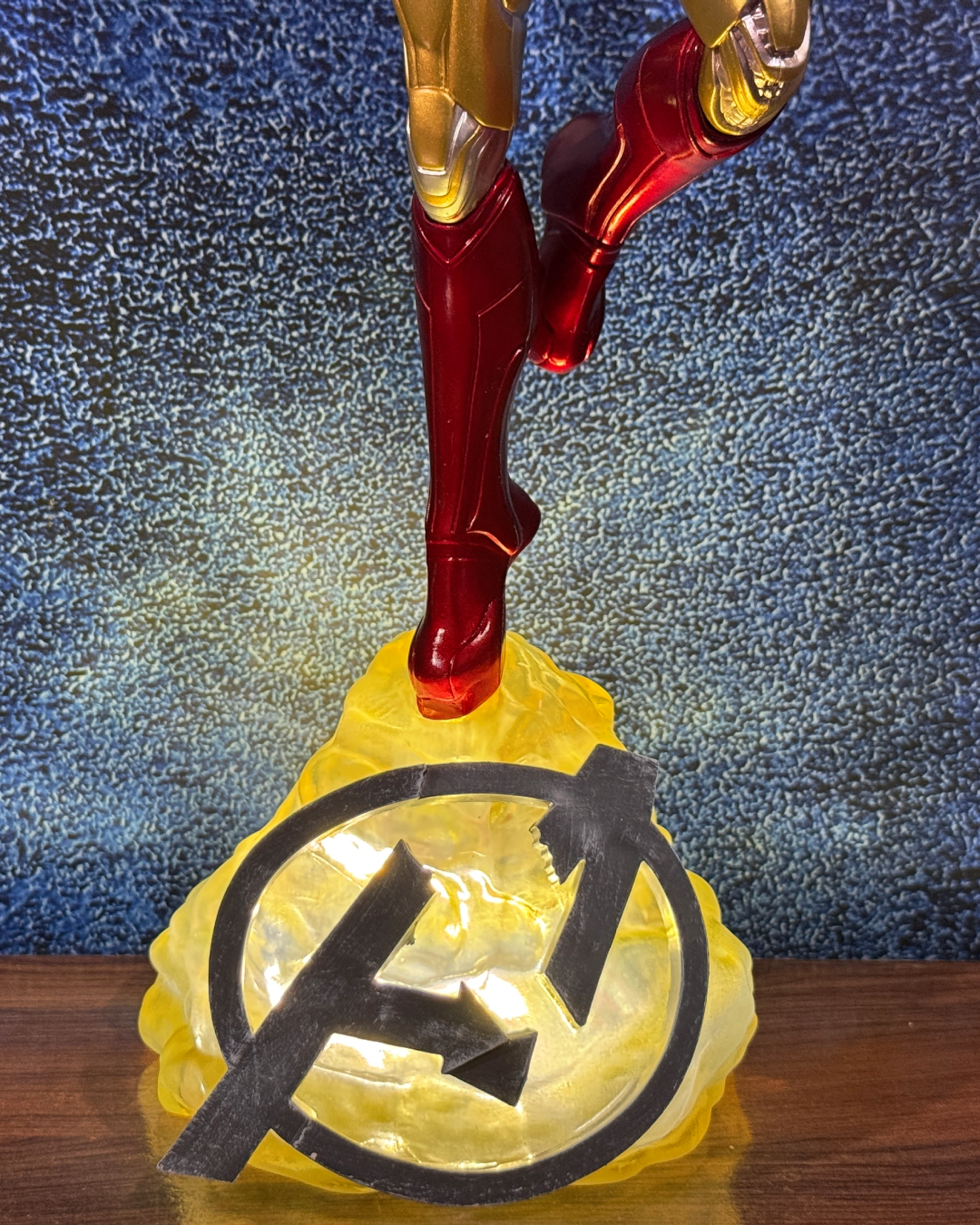 Iron Man Mark 85 Battle LED Light-Up || Avengers: Endgame Premium Collectible Limited Edition Action Figure PVC [ 45 CM ] || MARVEL