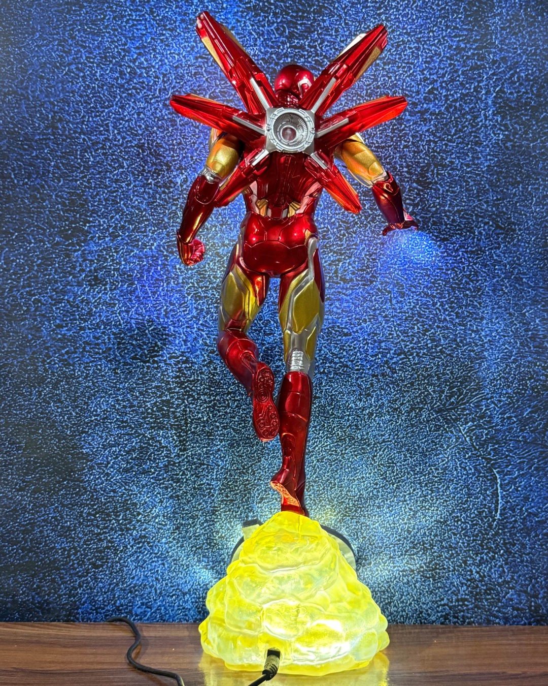 Iron Man Mark 85 Battle LED Light-Up || Avengers: Endgame Premium Collectible Limited Edition Action Figure PVC [ 45 CM ] || MARVEL