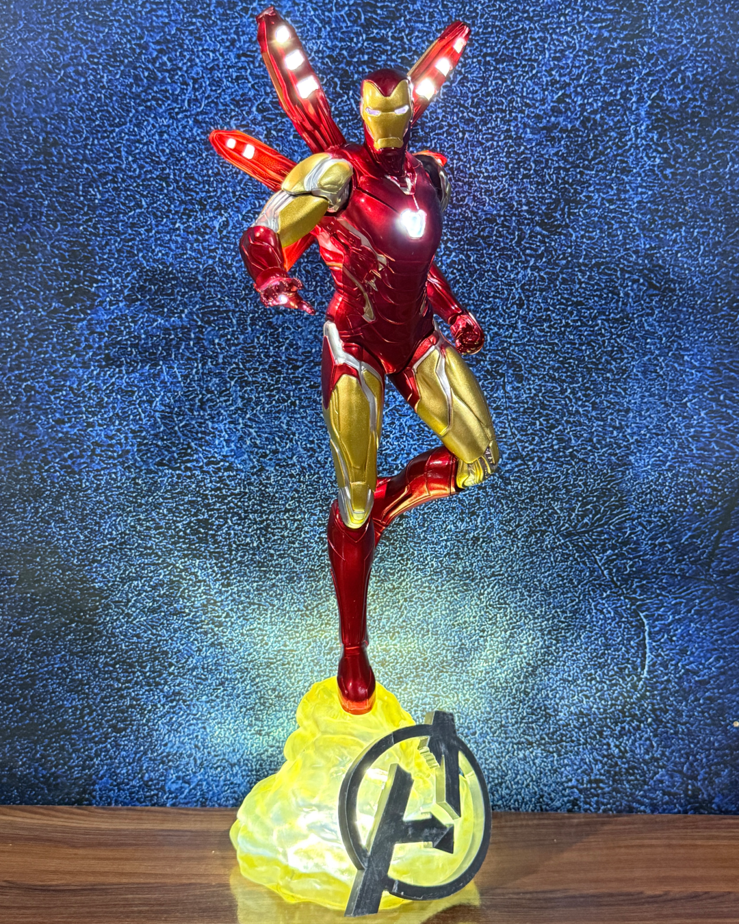 Iron Man Mark 85 Battle LED Light-Up || Avengers: Endgame Premium Collectible Limited Edition Action Figure PVC [ 45 CM ] || MARVEL