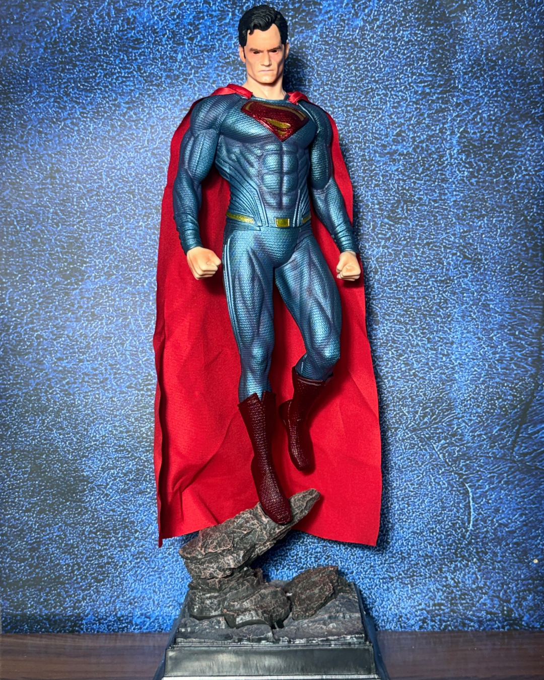 Superman Henry Cavill LED Light-Up with Red LED Eyes & Display Base DC Premium Collectible Limited Edition Action Figure PVC [ 50 CM ] || DC