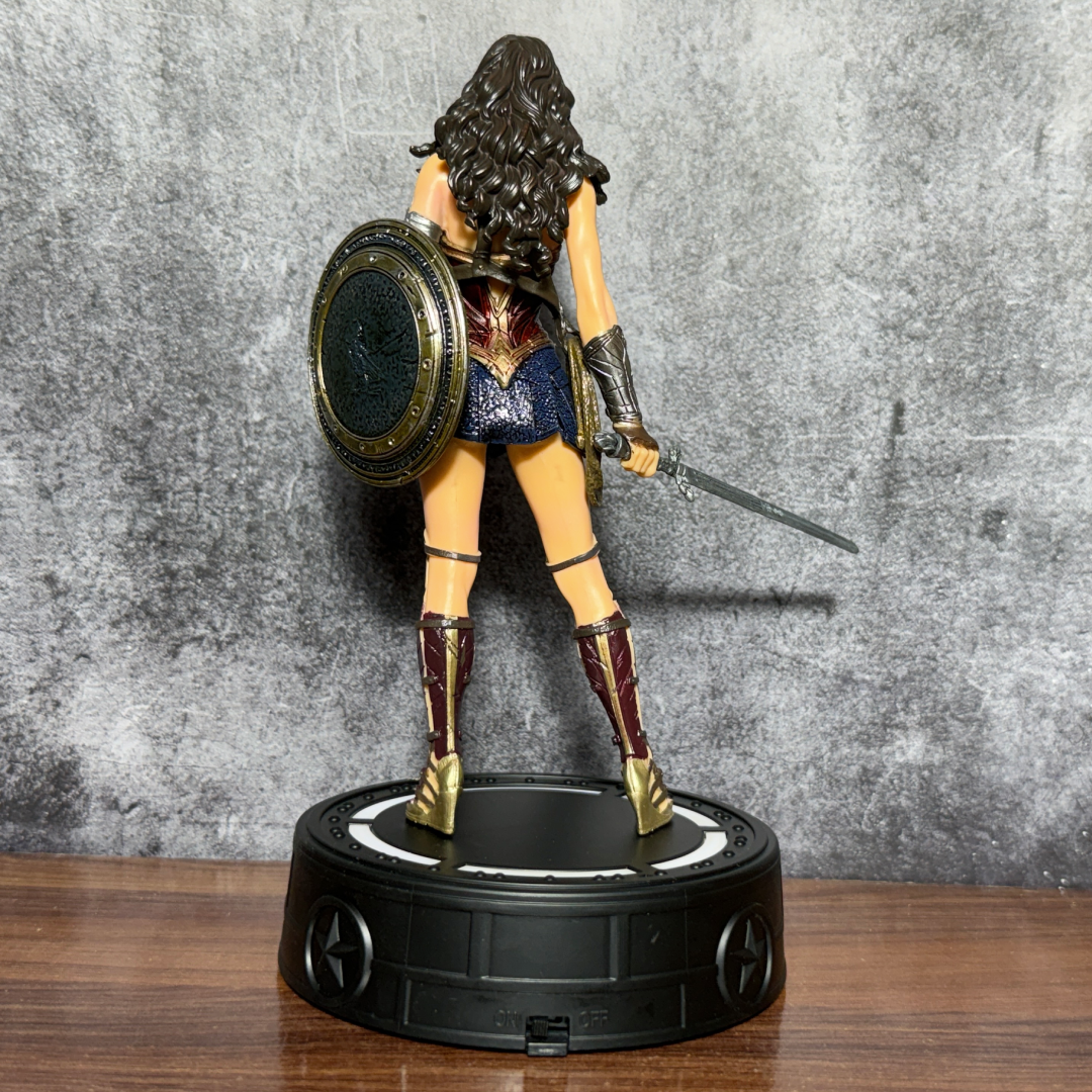 DC Wonder Woman LED Base Gal Gadot Limited Edition PVC Action figure [ 21 CM ] || DC
