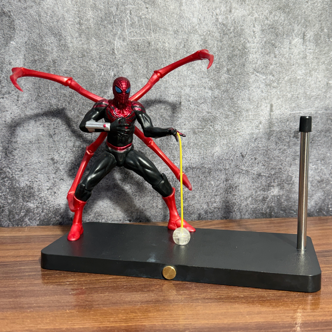 Epic SPIDER-MANN Magnetic Levitating LED Night Light & Desk Lamp Action Figure (RED) || MARVEL