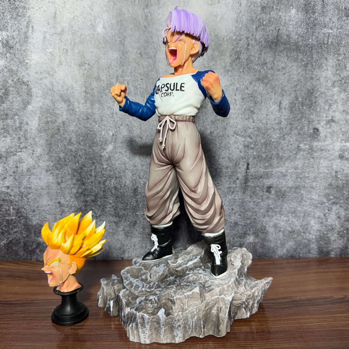 Trunks Cry Dragon Ball Z Super Saiyan Trunks