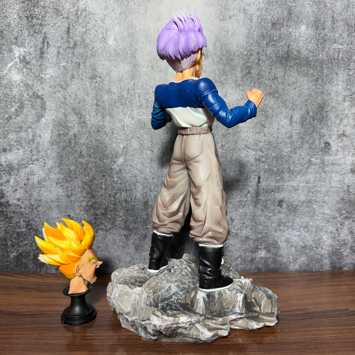 Trunks Cry Dragon Ball Z Super Saiyan Trunks