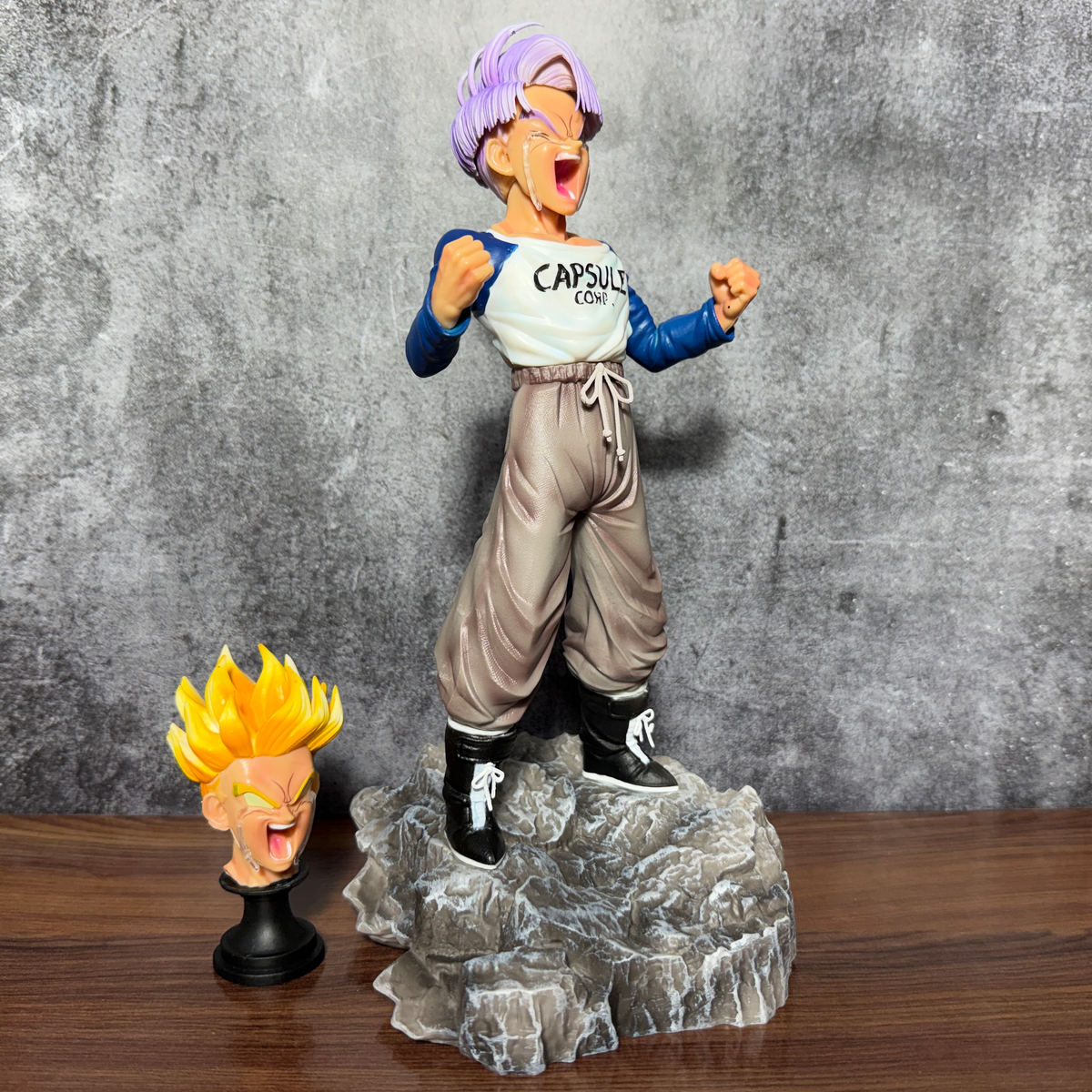 Trunks Cry Dragon Ball Z Super Saiyan Trunks