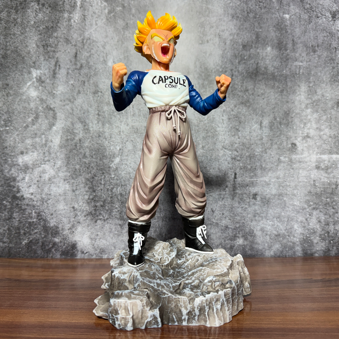 Dragon Ball Z Super Saiyan Trunks "Crying" Capsule Corp Outfit [24 CM] PVC Action Figure || DRAGON BALL Z