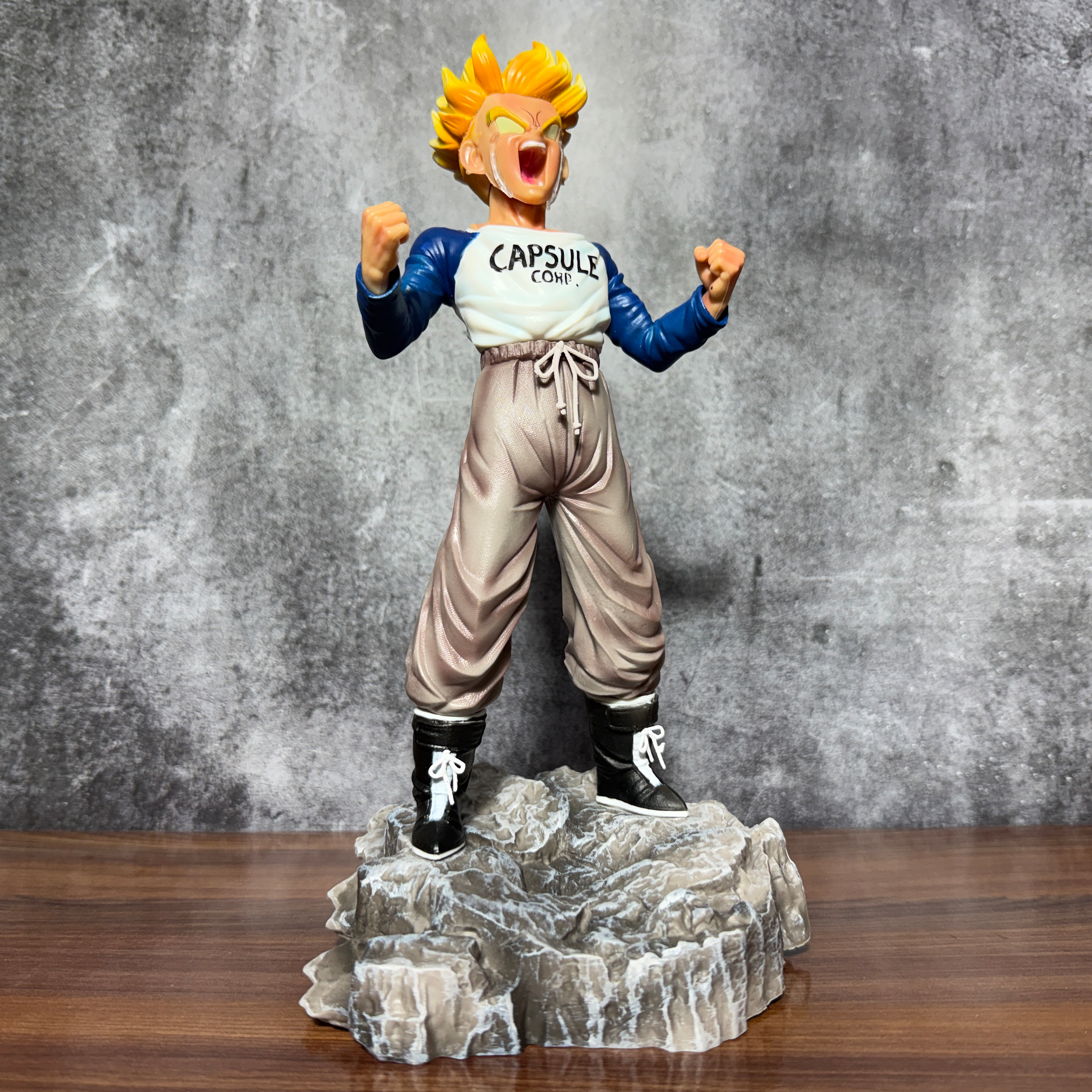 Dragon Ball Z Super Saiyan Trunks "Crying" Capsule Corp Outfit [24 CM] PVC Action Figure || DRAGON BALL Z