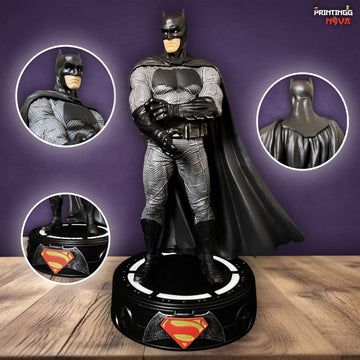 DC Batman LED Base Justice League Limited Edition PVC Action figure [21cm] || DC