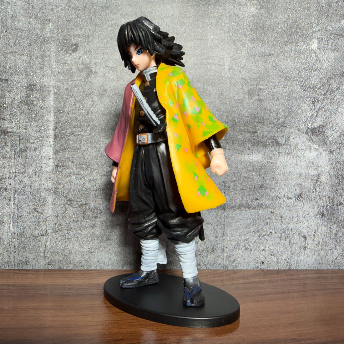 Giyu Tomioka Sitting Action Figure [18cm] || DEMON SLAYER