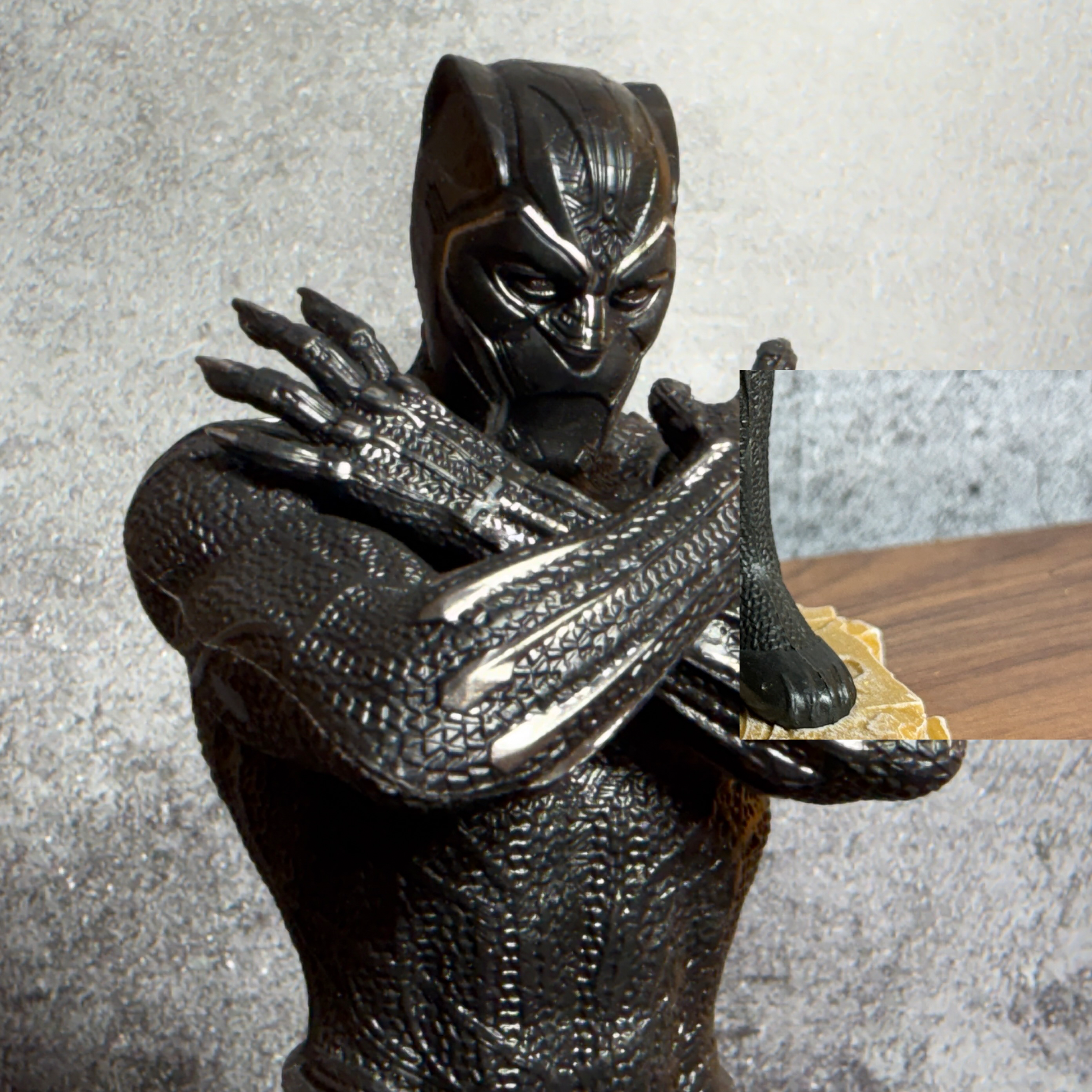 Marvel Black Panther "Wakanda Forever" Collectible  [22 CM] PVC Action figure || MARVEL