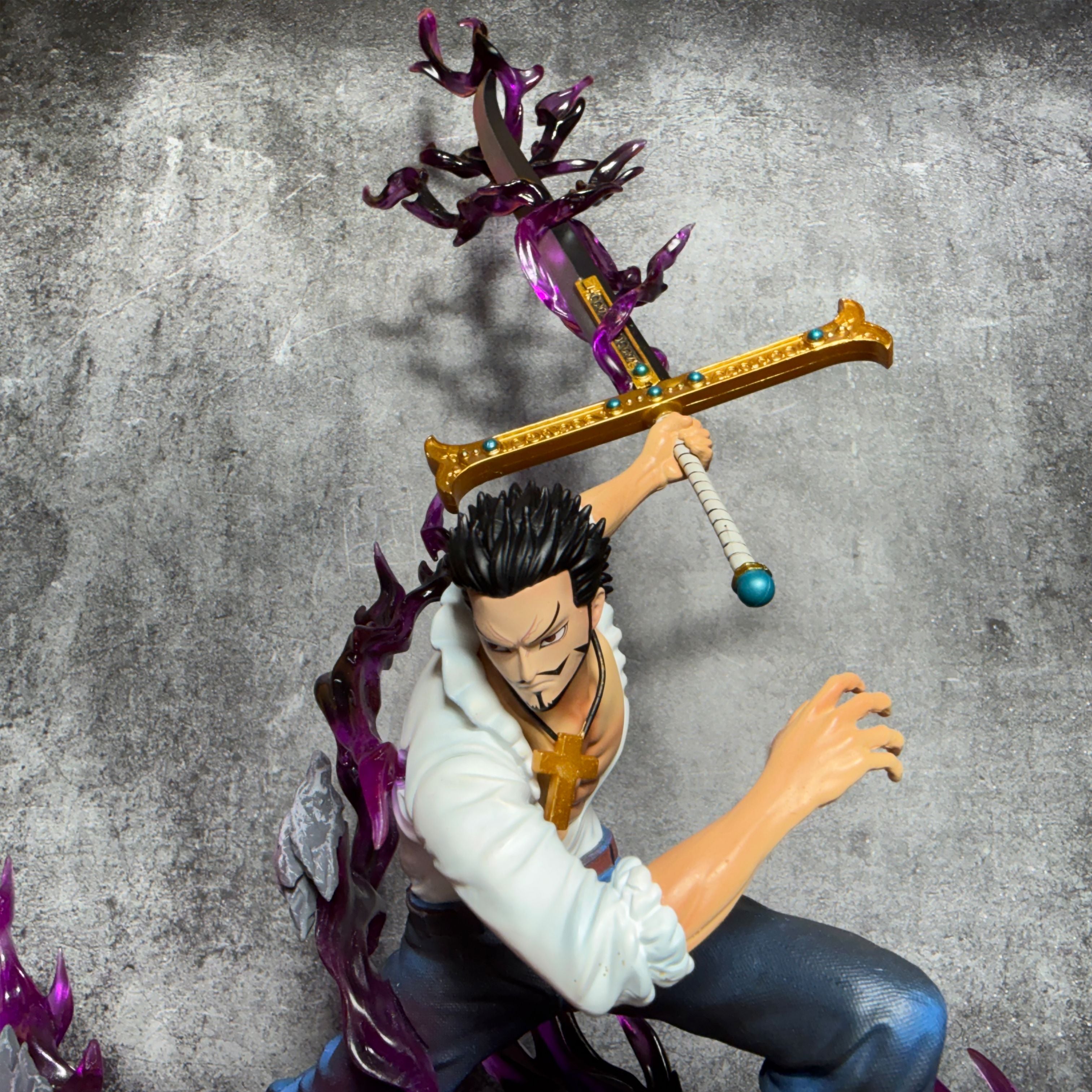 One Piece Dracule Mihawk World's Greatest Swordsman With Special Effect [35 CM] PVC Action figure || ONE PIECE
