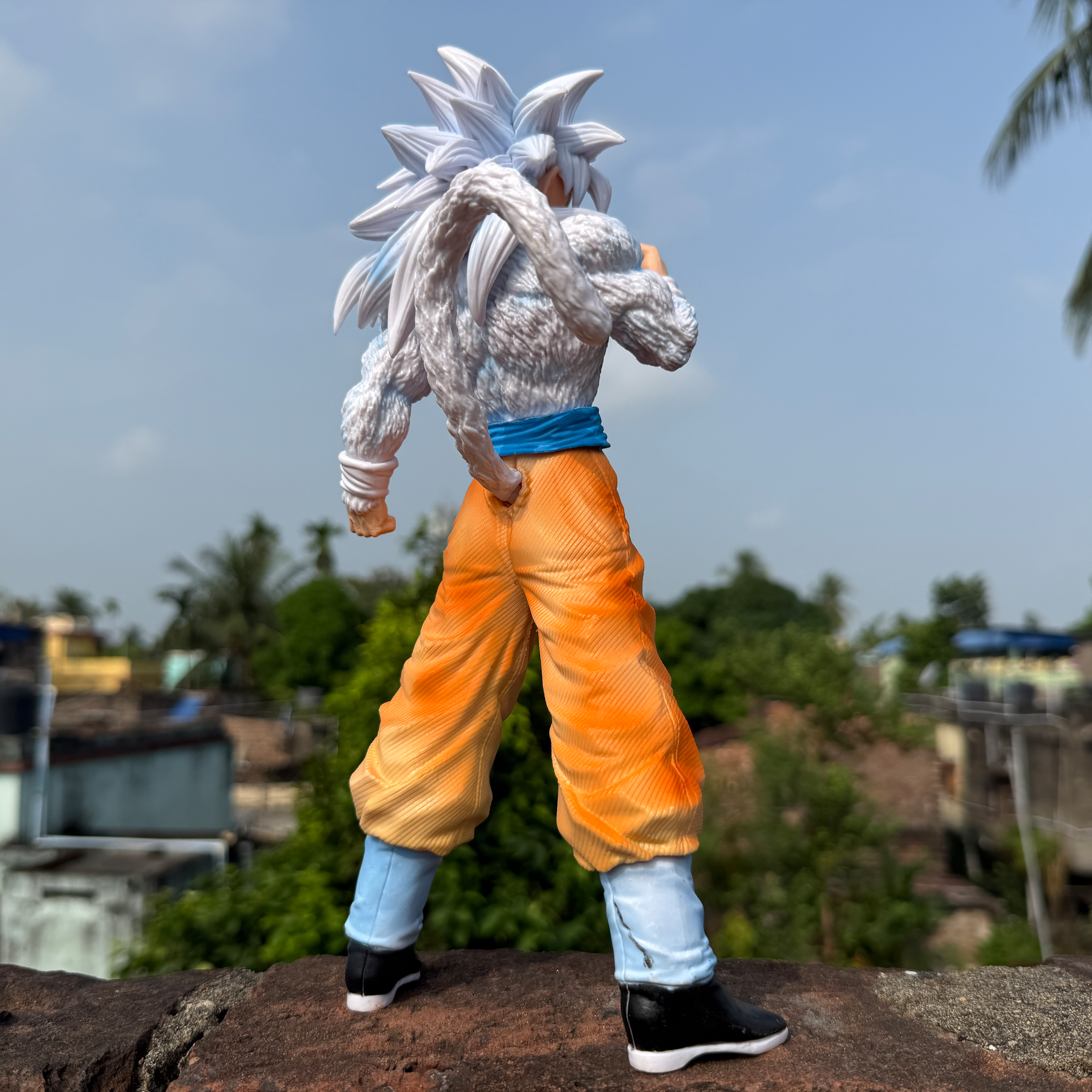 Dragon Ball Z Super Saiyan 5 Goku limited edition PVC Action figure [30 cm] || DRAGON BALL Z