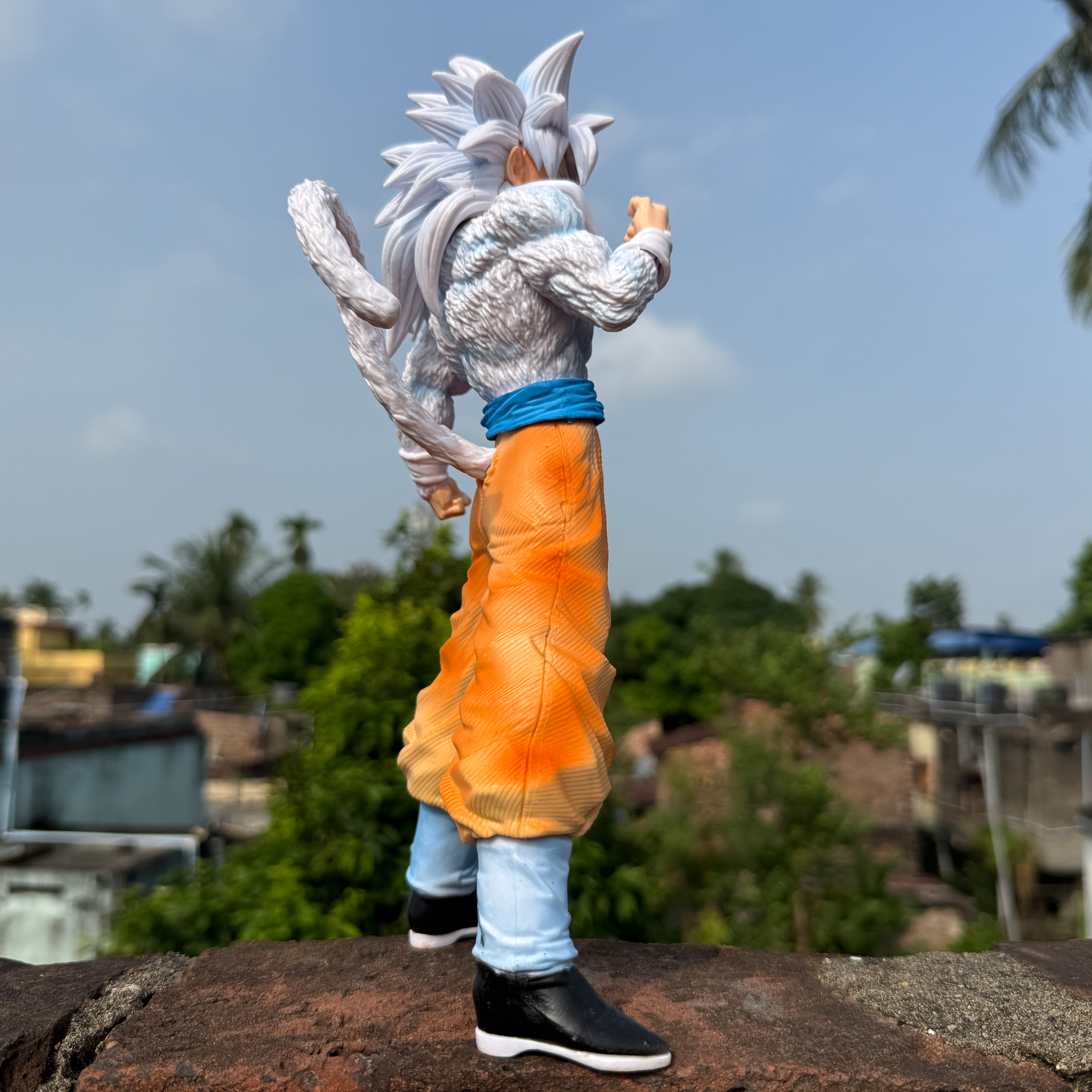 Dragon Ball Z Super Saiyan 5 Goku limited edition PVC Action figure [30 cm] || DRAGON BALL Z