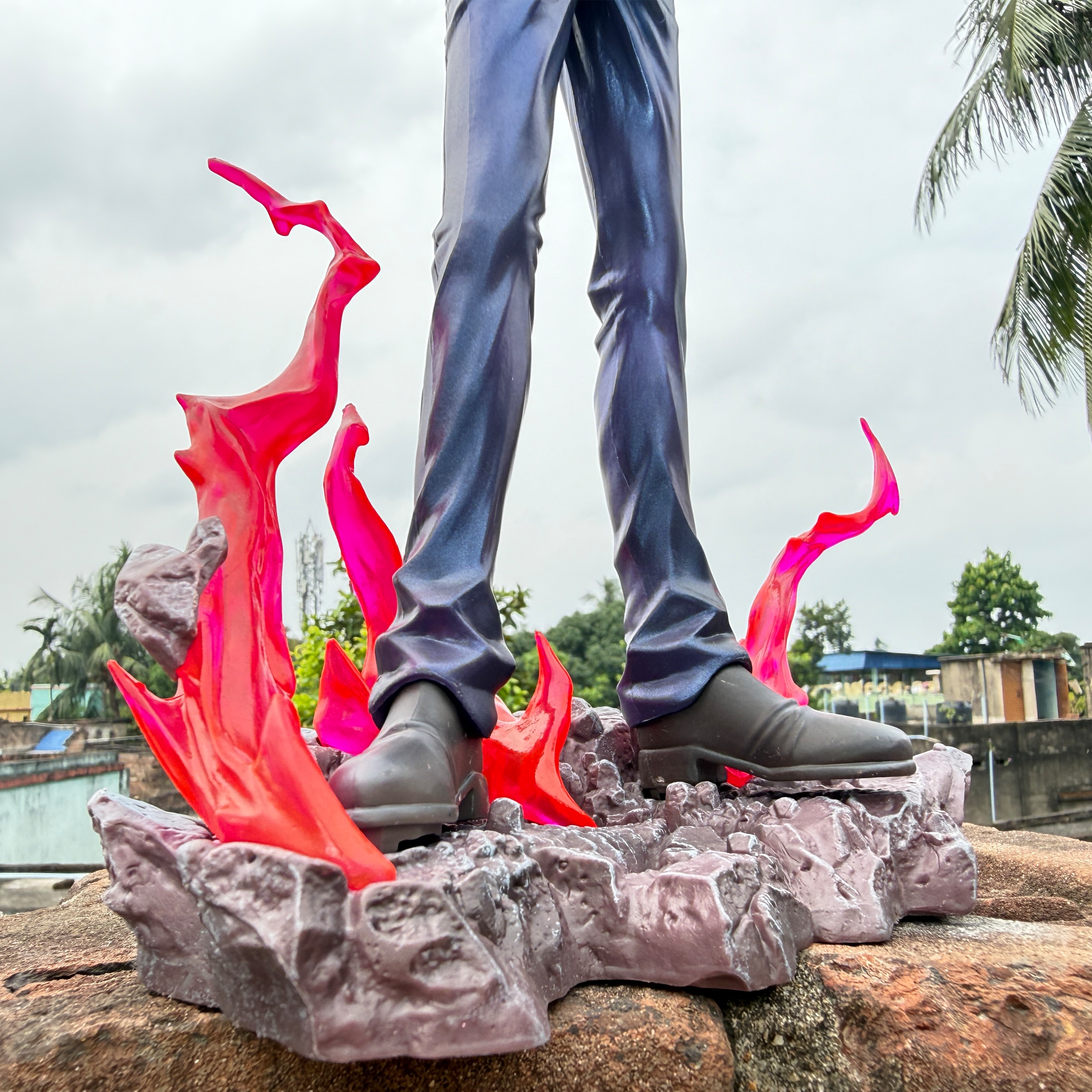 Jujutsu Kaisen Satoru Gojo Action Figure With 2 Changeable Heads And Base Limited Edition PVC Action figure [35 cm] || JUJUTSU KAISEN