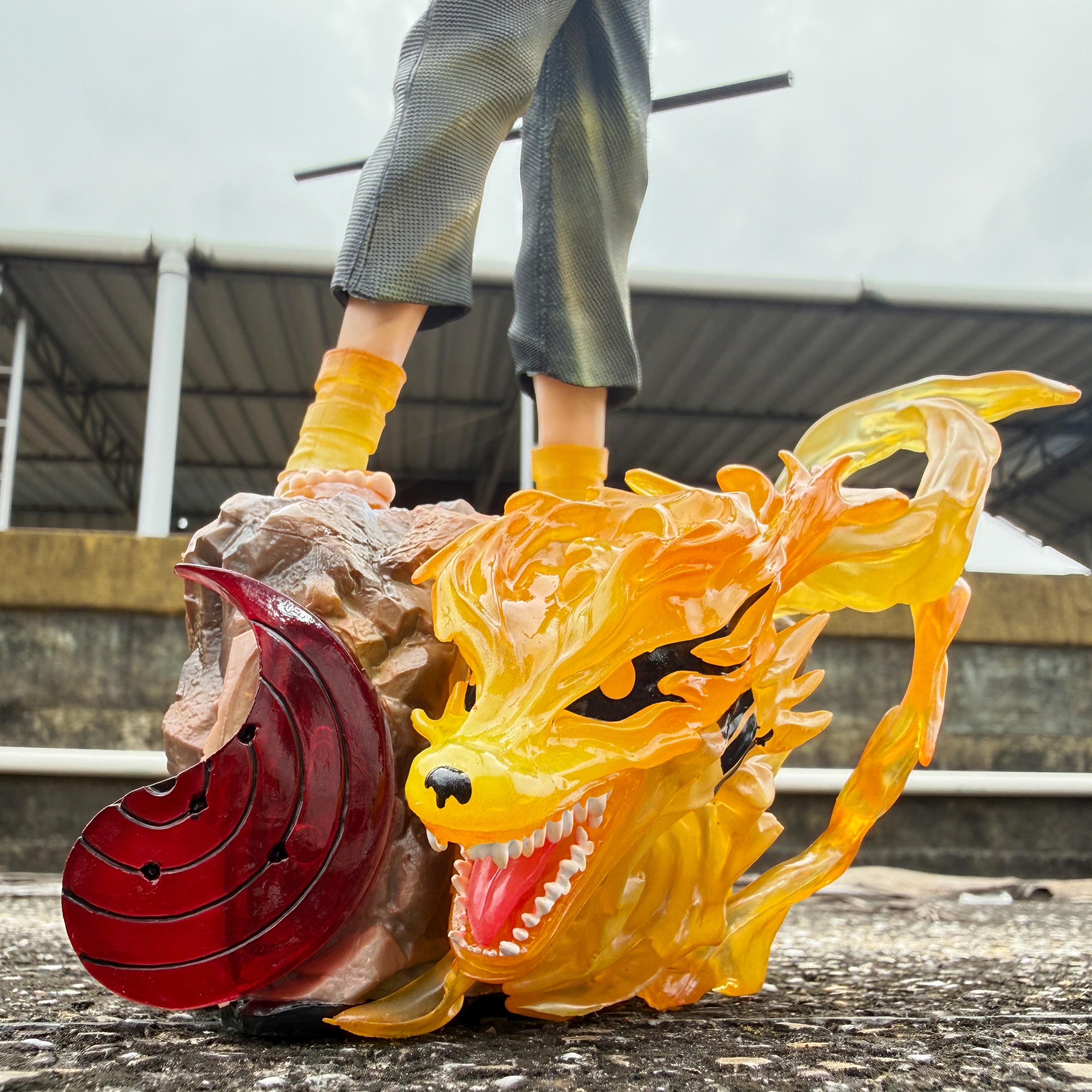 Epic Naruto Uzumaki Six Paths Sage Mode Figure with Kurama Base Limited Edition PVC Action figure [35 cm] || DRAGON BALL Z