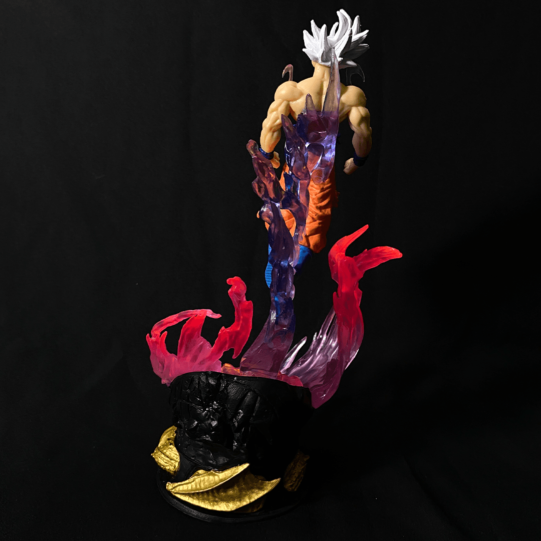 Son Goku Ultra Instinct Super Saiyan Dragon Ball With Led Light Base (Replaceable Cell) PVC Action figure [24.5 cm] || DRAGON BALL Z