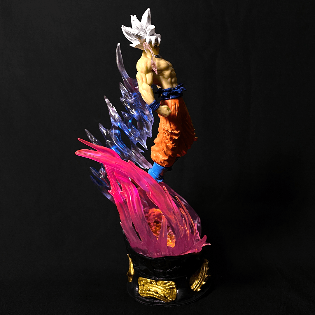 Son Goku Ultra Instinct Super Saiyan Dragon Ball With Led Light Base (Replaceable Cell) PVC Action figure [24.5 cm] || DRAGON BALL Z