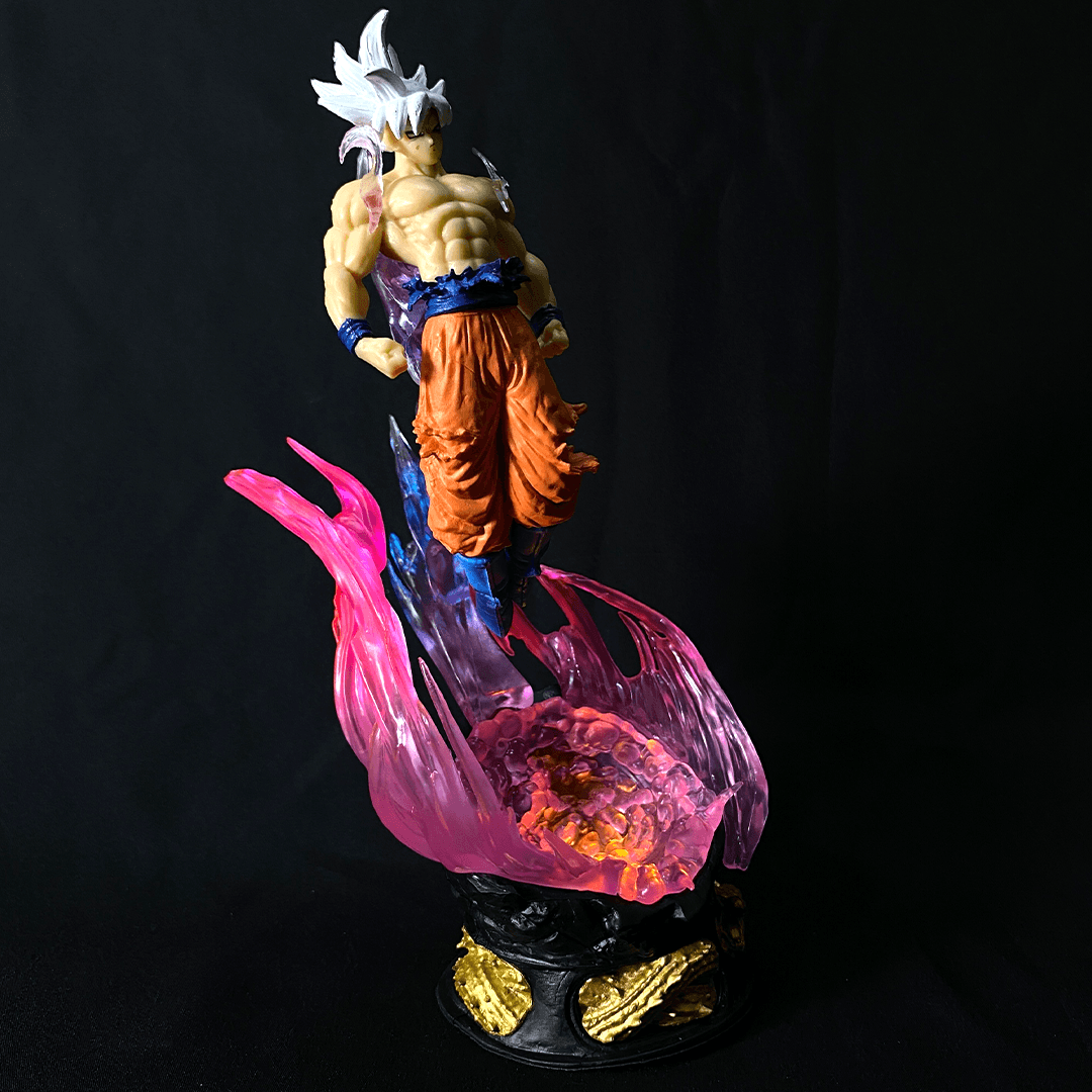 Son Goku Ultra Instinct Super Saiyan Dragon Ball With Led Light Base (Replaceable Cell) PVC Action figure [24.5 cm] || DRAGON BALL Z