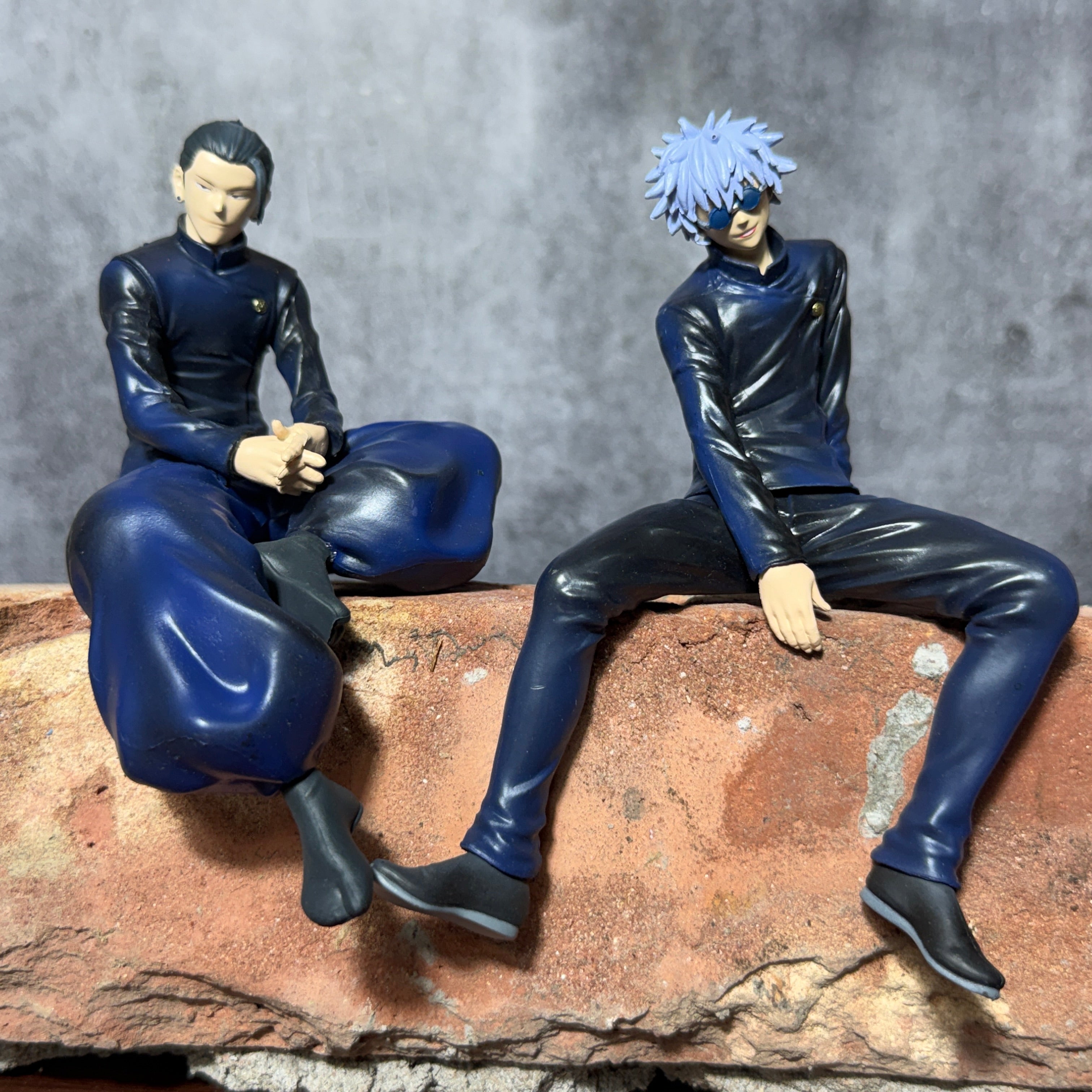 Jujutsu Kaisen Gojo & Geto "High School Ver." Set of 2 Sitting Action Figure || JUJUTSU KAISEN