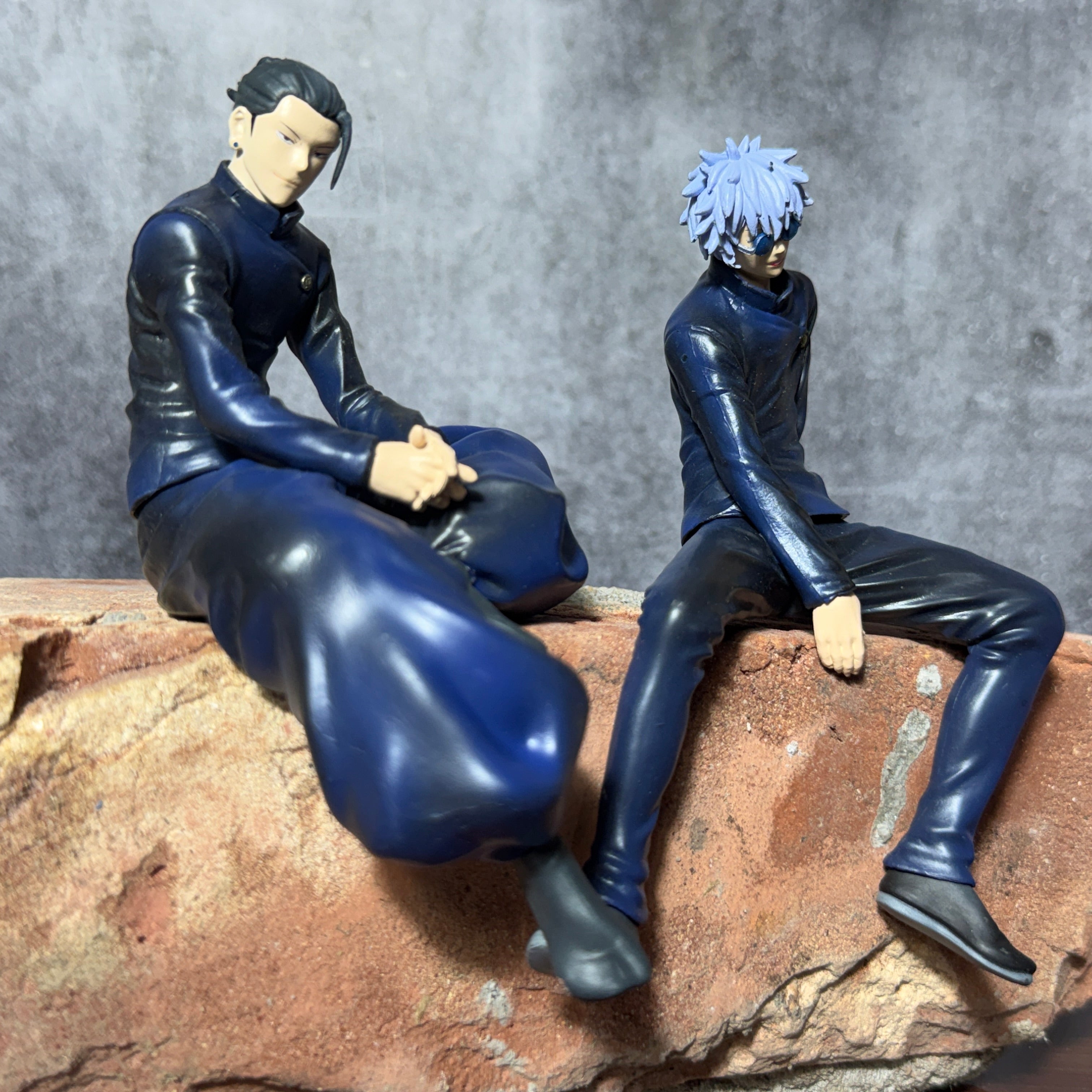 Jujutsu Kaisen Gojo & Geto "High School Ver." Set of 2 Sitting Action Figure || JUJUTSU KAISEN