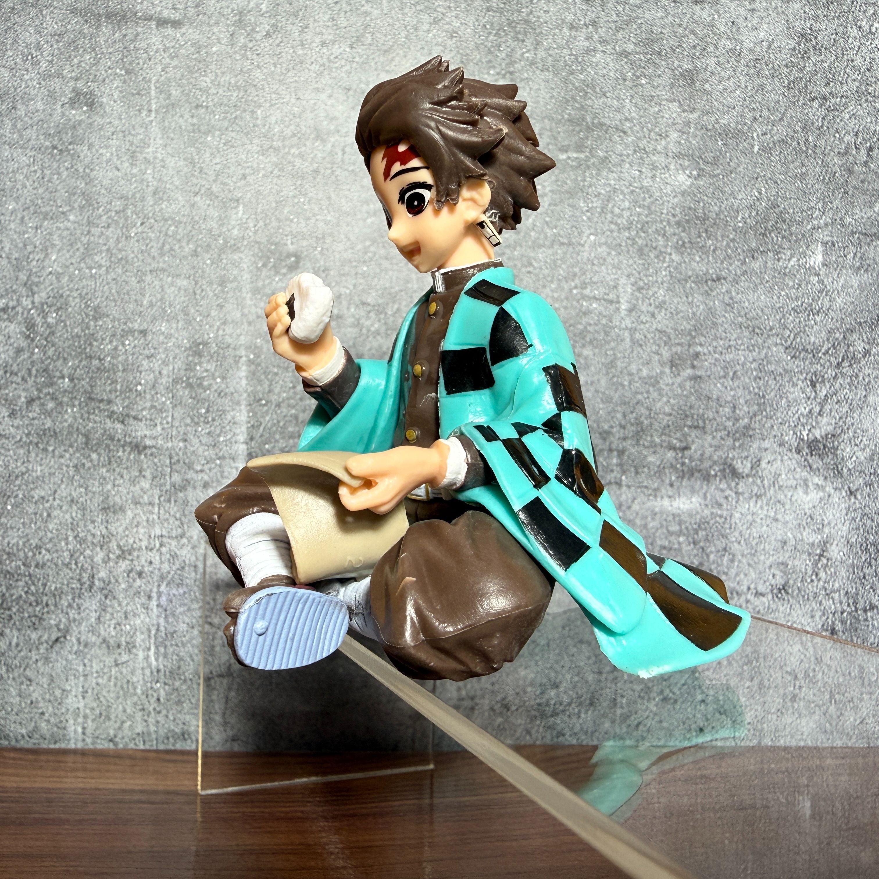 Tanjiro Kamado Sitting Action Figure [15cm] || DEMON SLAYER