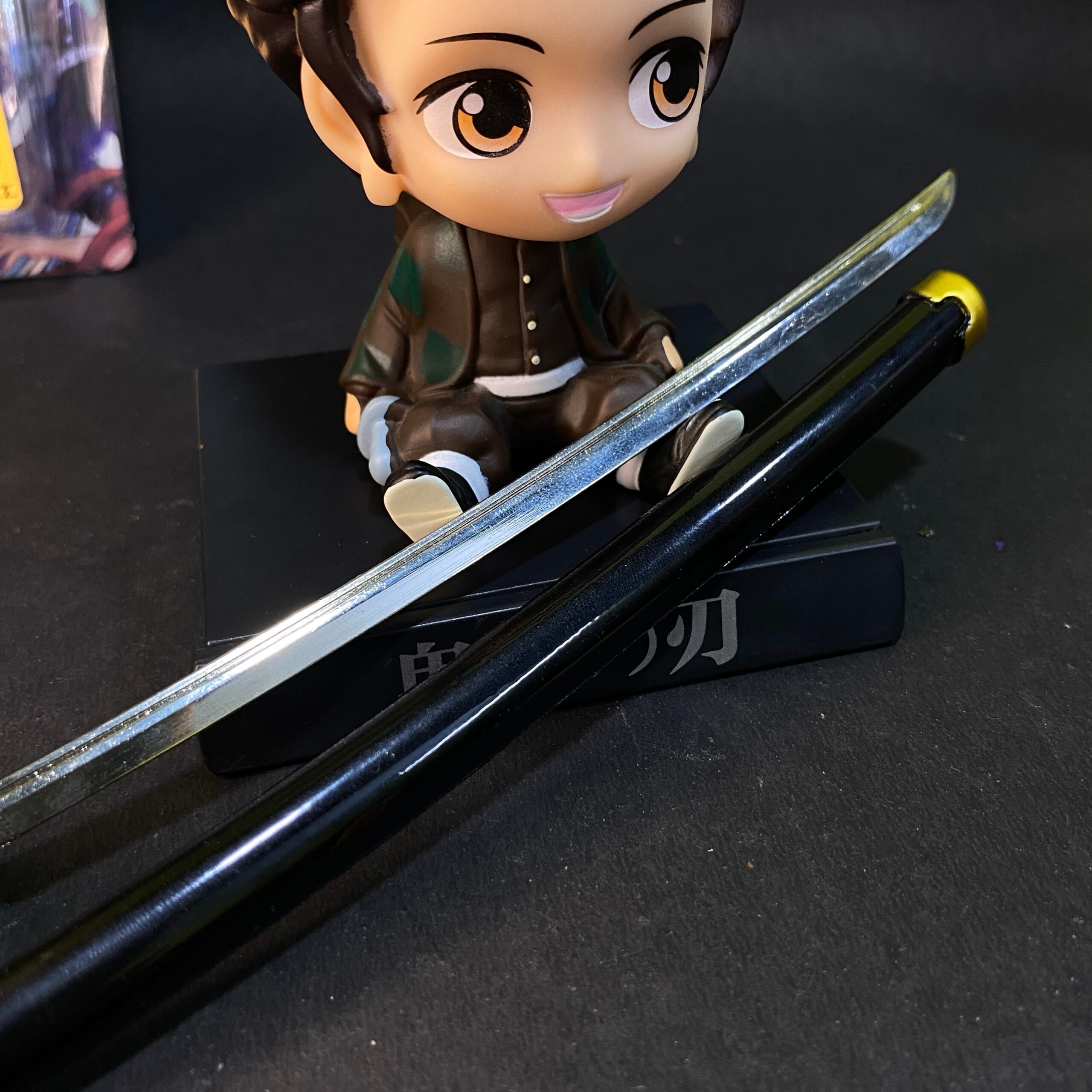 DEMON SLAYER NEZUKO KATANA WITH PUSH BUTTON [25 CM] || DEMON SLAYER