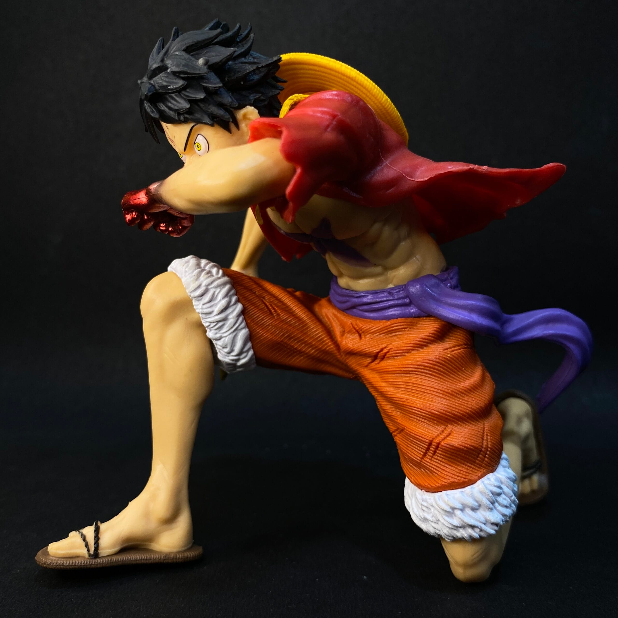 One Piece Limited Edition Monkey D. Luffy Bent Hand PVC Action figure [14 cm] || ONE PIECE