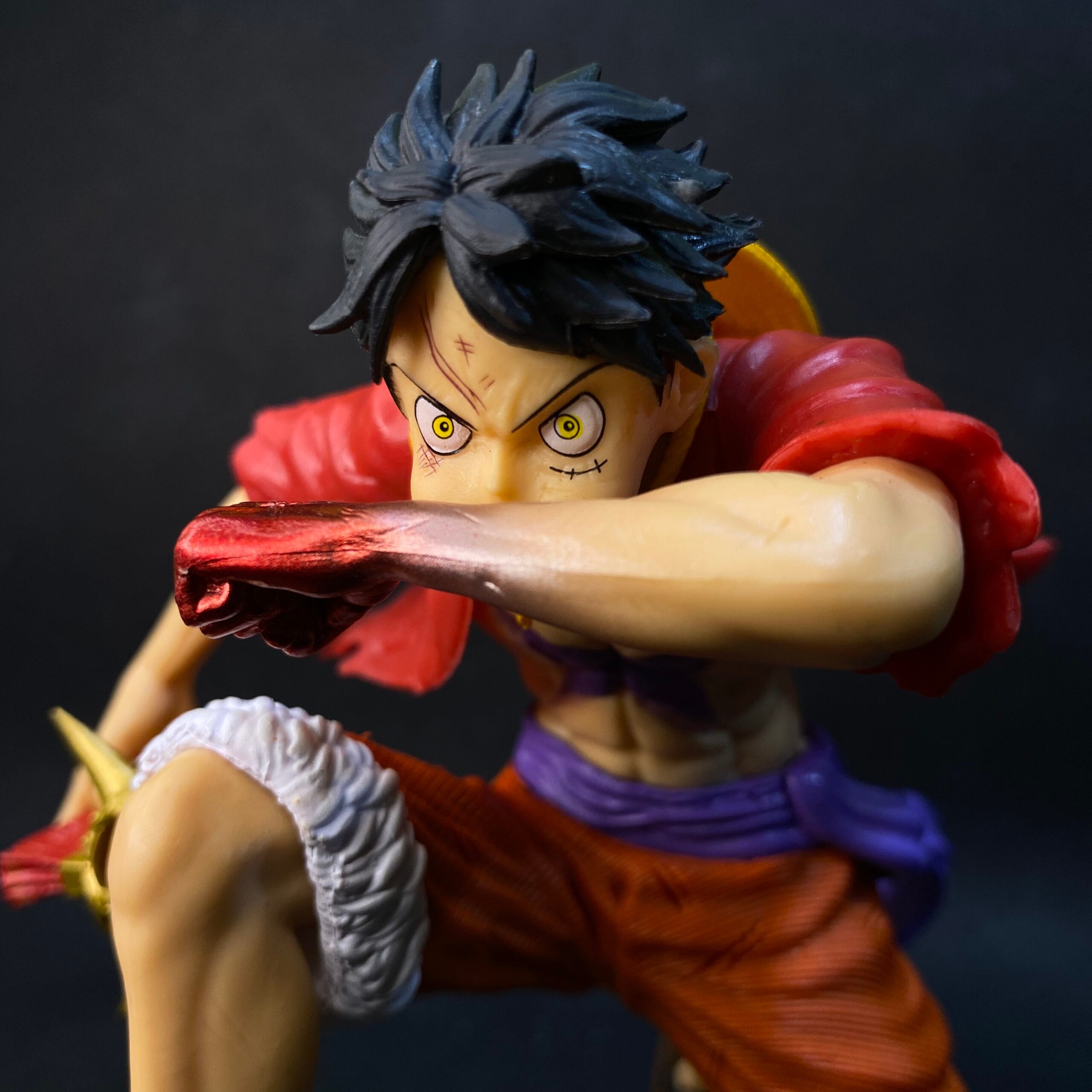 One Piece Limited Edition Monkey D. Luffy Bent Hand PVC Action figure [14 cm] || ONE PIECE