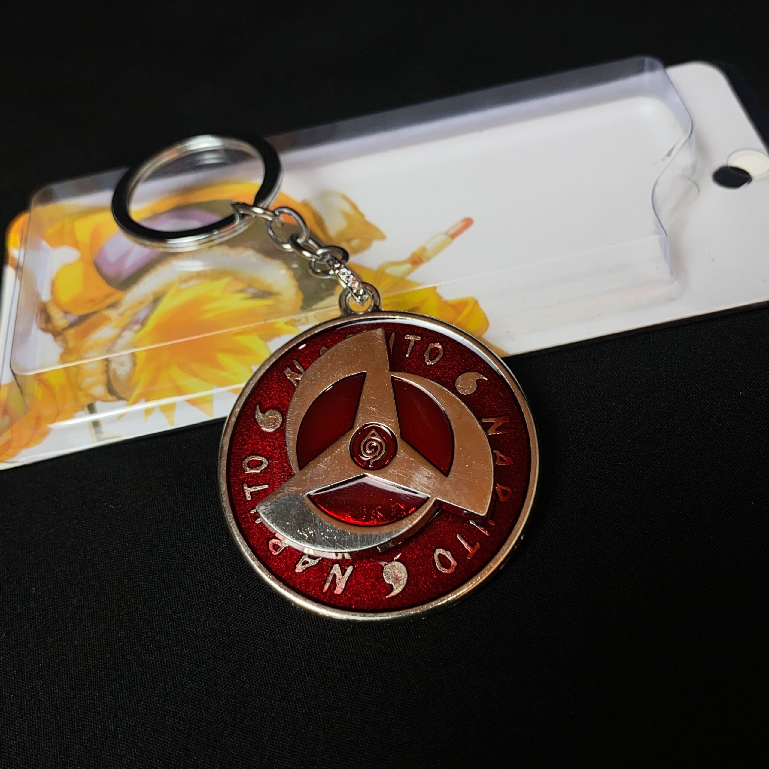 Kakashi Hatake Mangekyou Red Eye of Sharingan Rotating Keychain Keyring || NARUTO