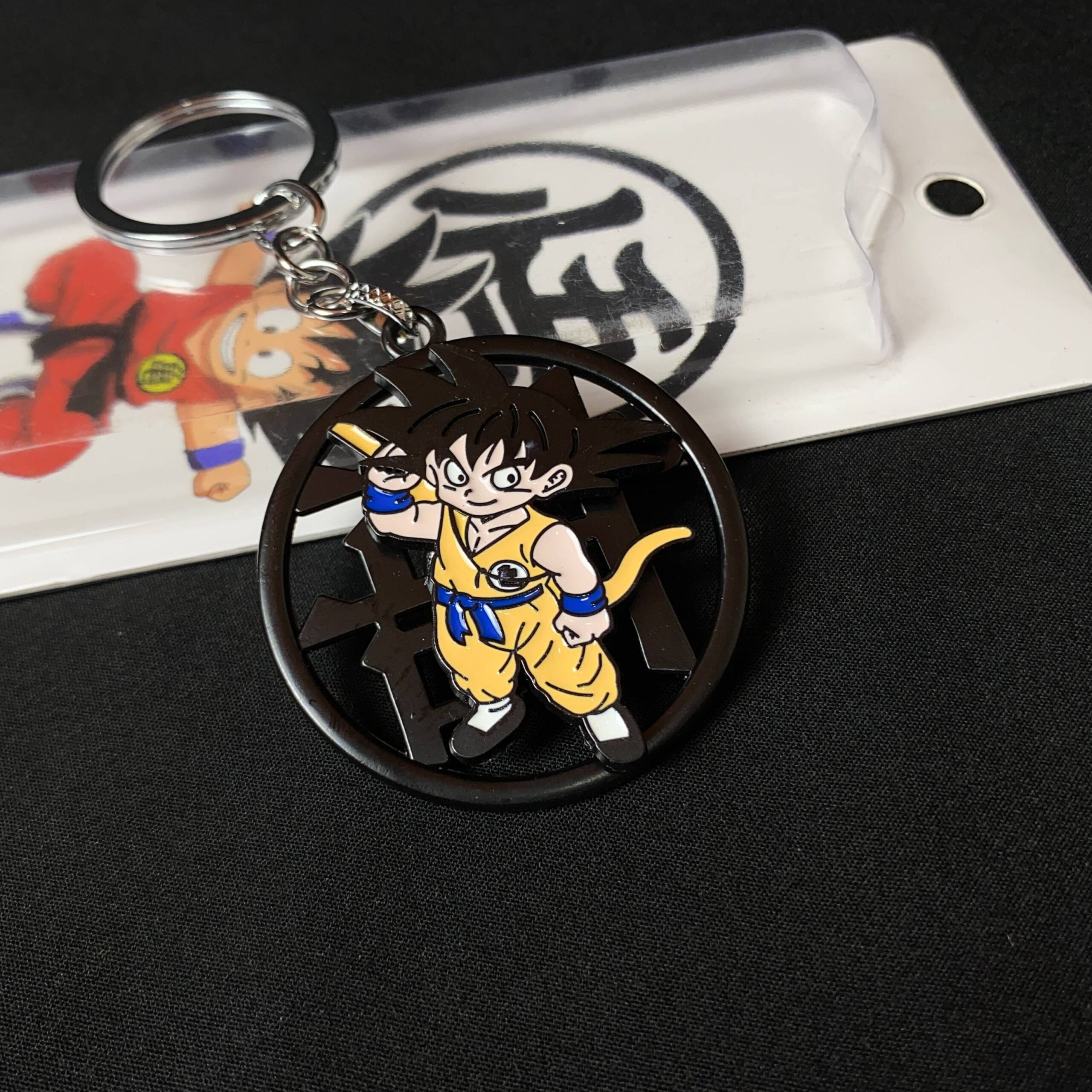 Goku Holding Stick Dbz Rotating Spiner Metal Keychain Keyring || DRAGON BALL Z