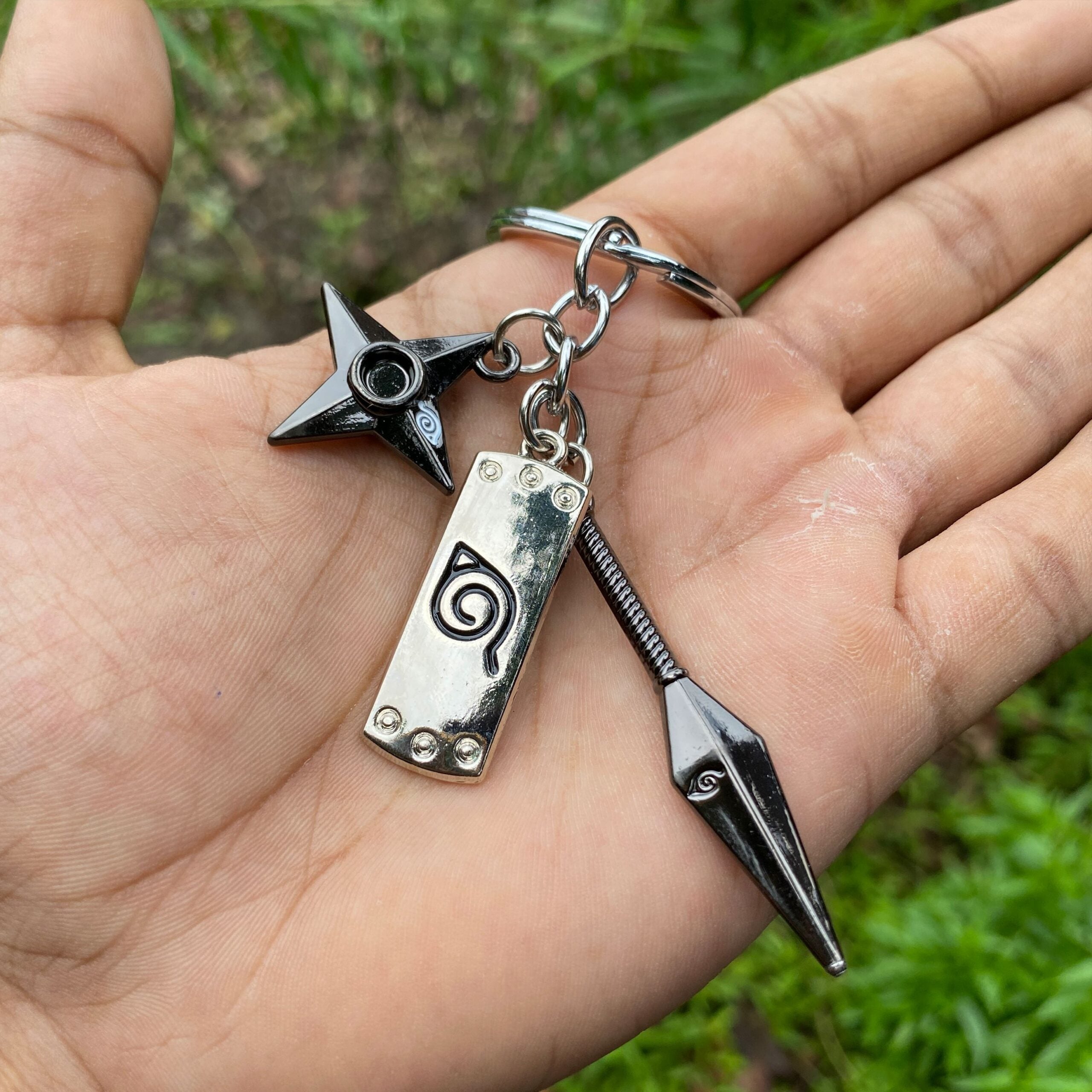 Naruto Kunai x Shuriken Keychain & Leaf Village Logo [9 CM] Metal Keychain Keyring || NARUTO