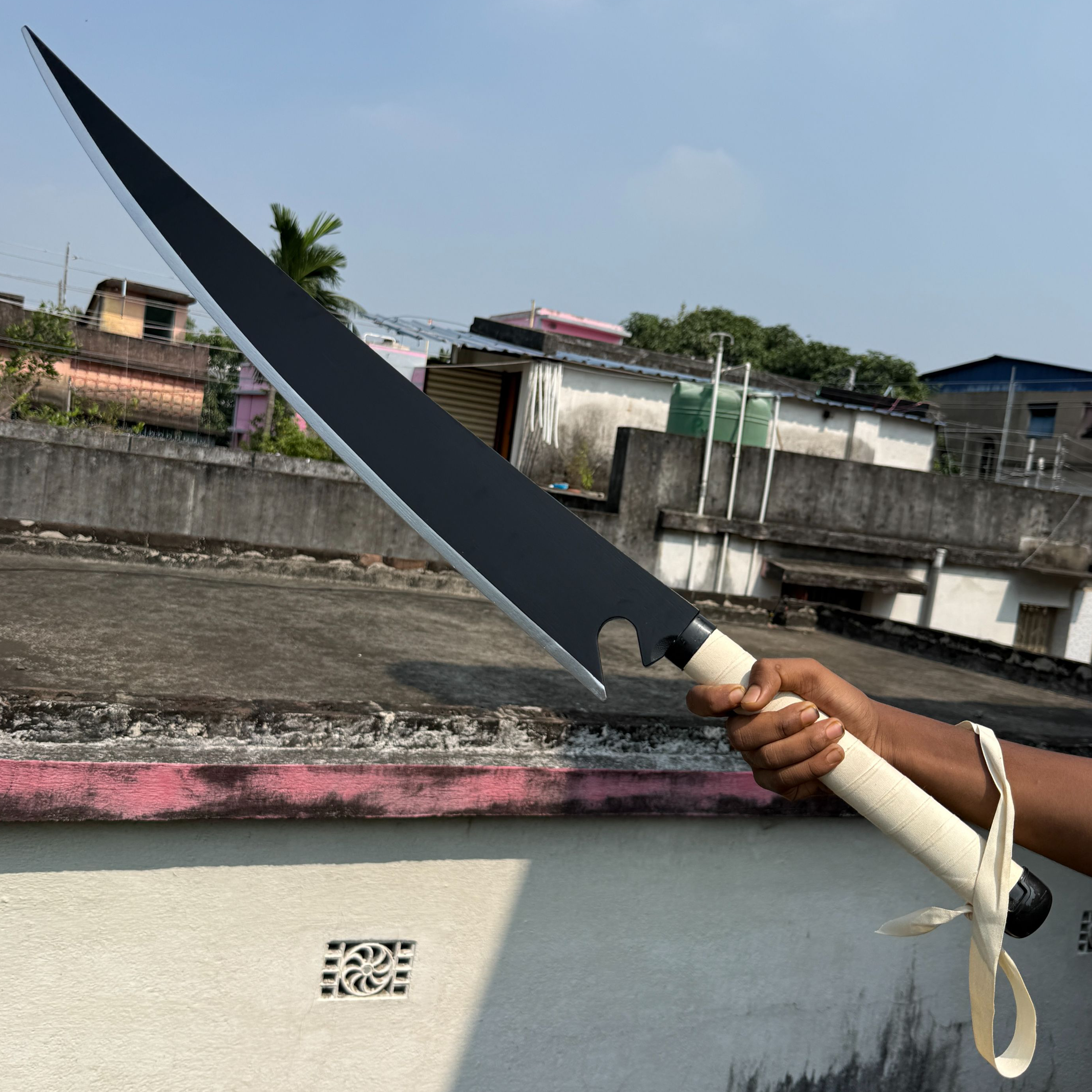 Bleach Ichigo Kurosaki’s Cosplay Replica Premium Life Size Wooden Katana [100 CM] || BLEACH