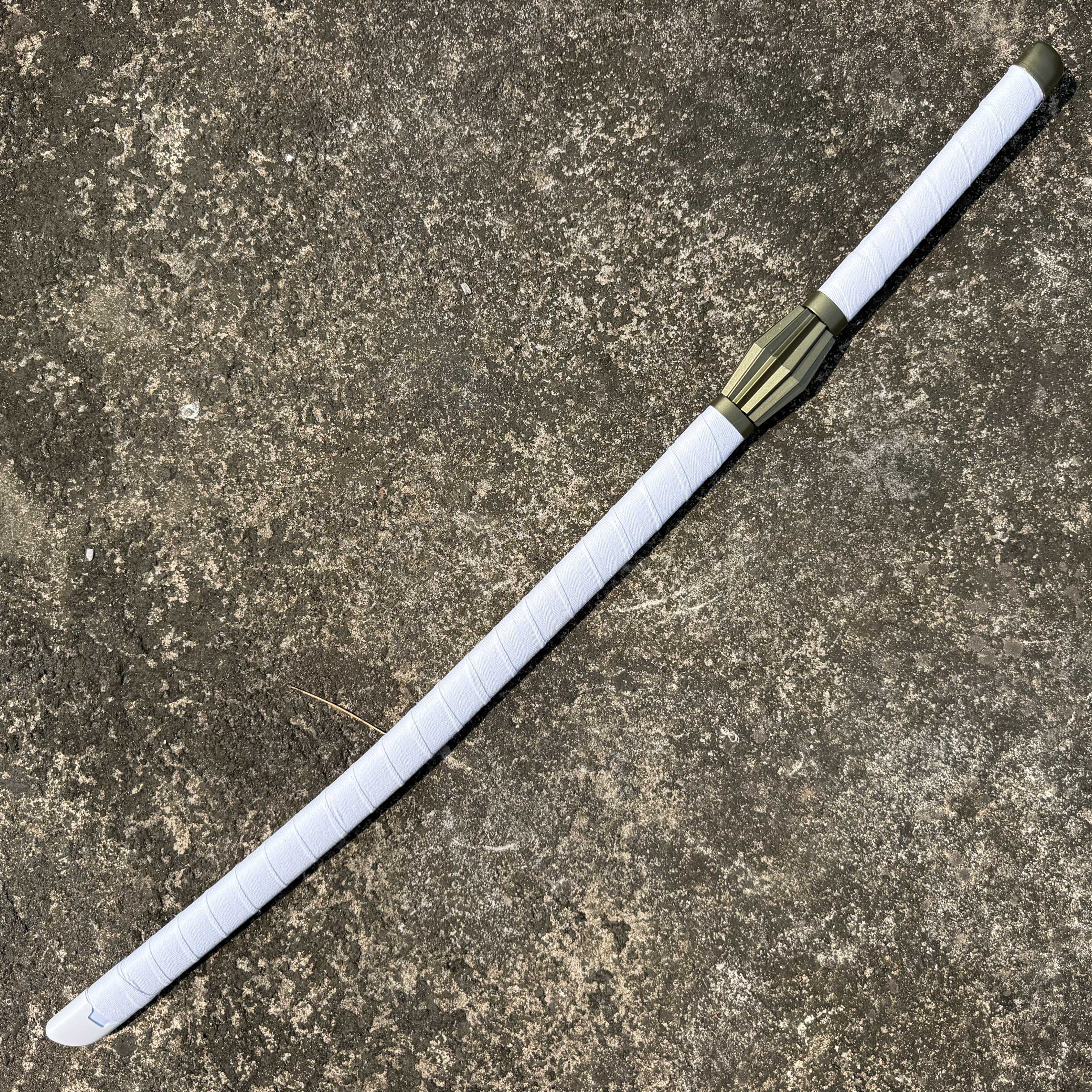 Bleach Kenpachi Zaraki Cosplay Replica Premium Life Size Wooden Katana [104 CM] || BLEACH