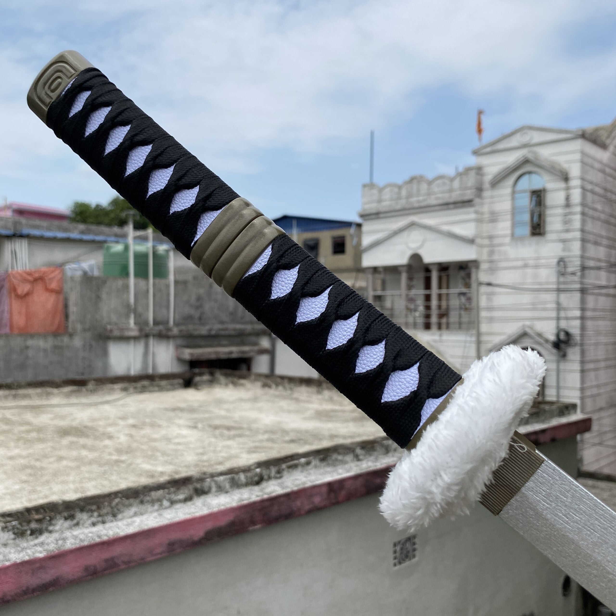 One Piece Trafalgar Law iconic Cosplay Replica Premium Life Size Wooden Katana [104 CM] || ONE PIECE