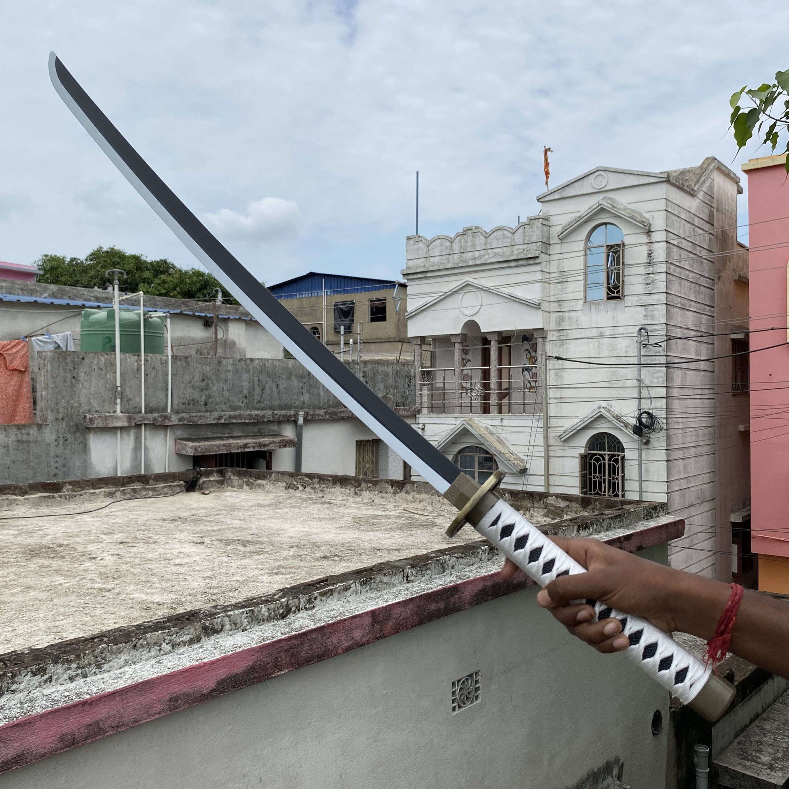 One Piece Rorono Zoro White Wado Ichimonji Cosplay Replica Premium Life Size Wooden Katana [104 CM] || ONE PIECE