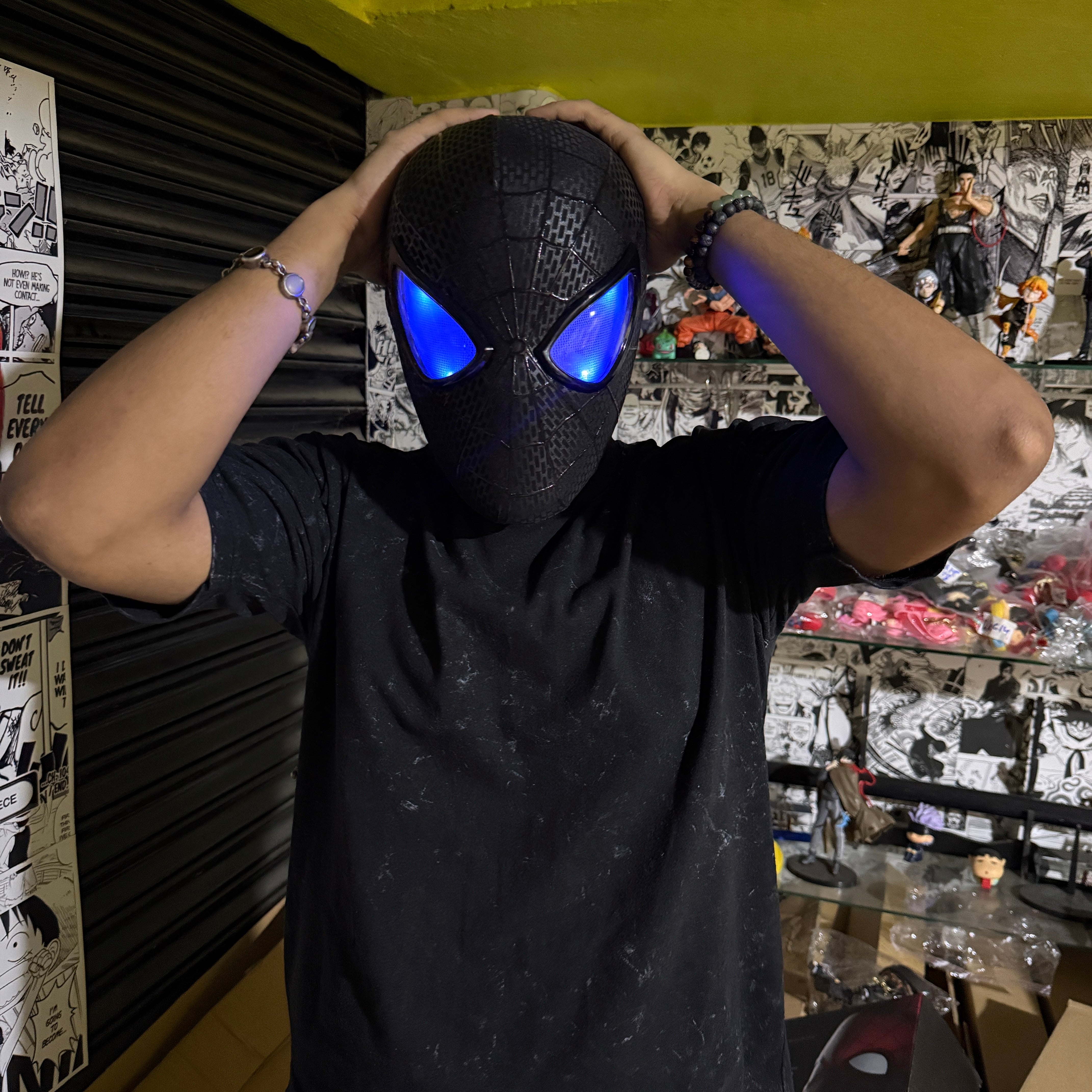 3D The Amazing Spider-Man Rubber Texture BLACK Cosplay Mask with Remote-Controlled Blinking LED Eyes || Breathable Material, Unisex || MARVEL