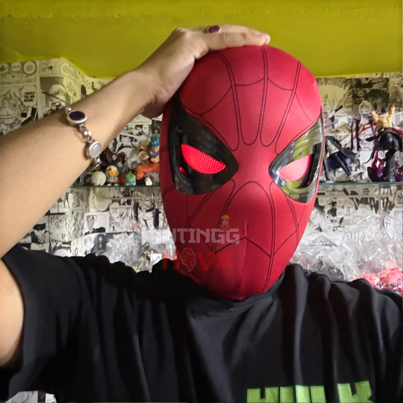 Spider-Man Cosplay Mask - Remote-Controlled Blinking LED Eyes || Breathable Material, Unisex || MARVEL