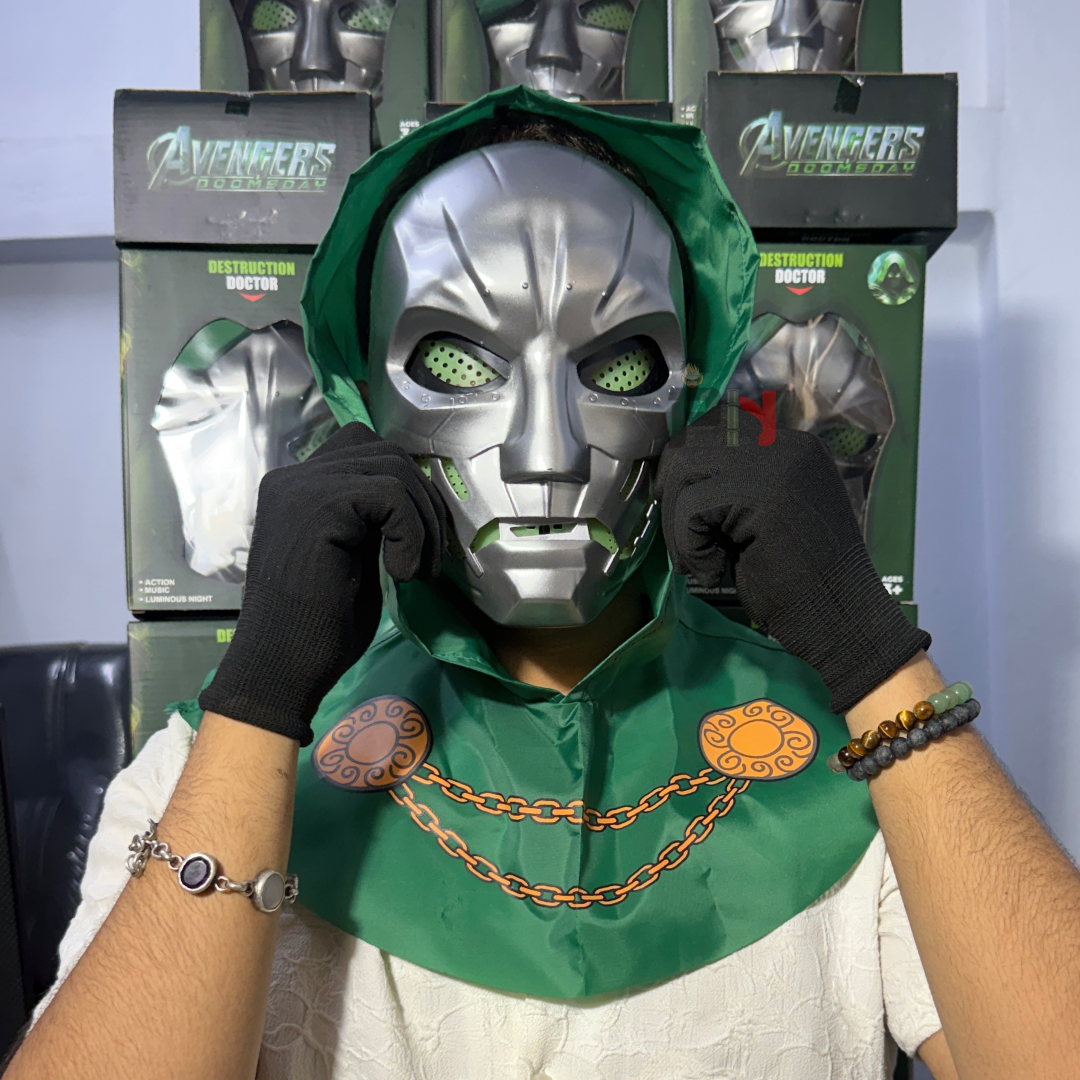 Doctor Doom | Jaw control | LED Mask with Light & Sound Effects