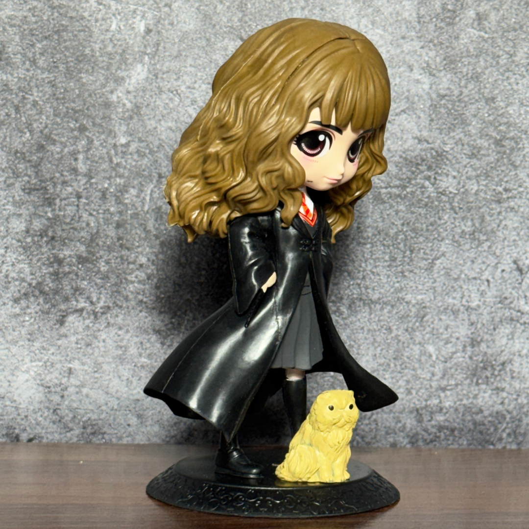 Hermione Granger Q Posket Figure || HARRY POTTER
