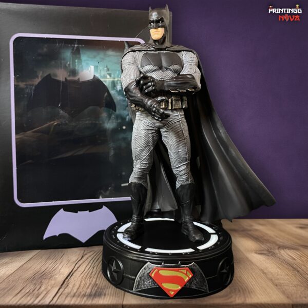 DC Batman LED Base Justice League Limited Edition PVC Action figure [21cm] || DC - Image 3